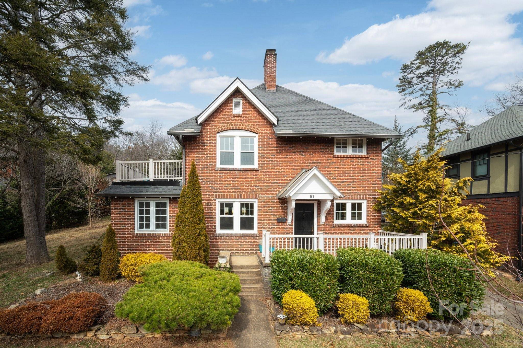 Asheville, NC 28804,61 Maney AVE