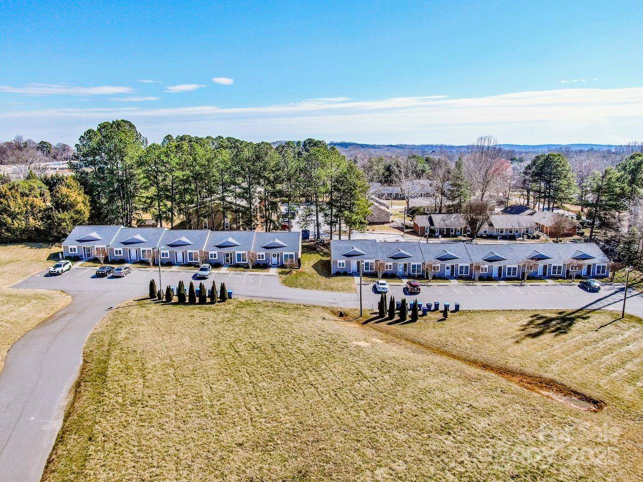 Taylorsville, NC 28681,125 1st Avenue DR SE