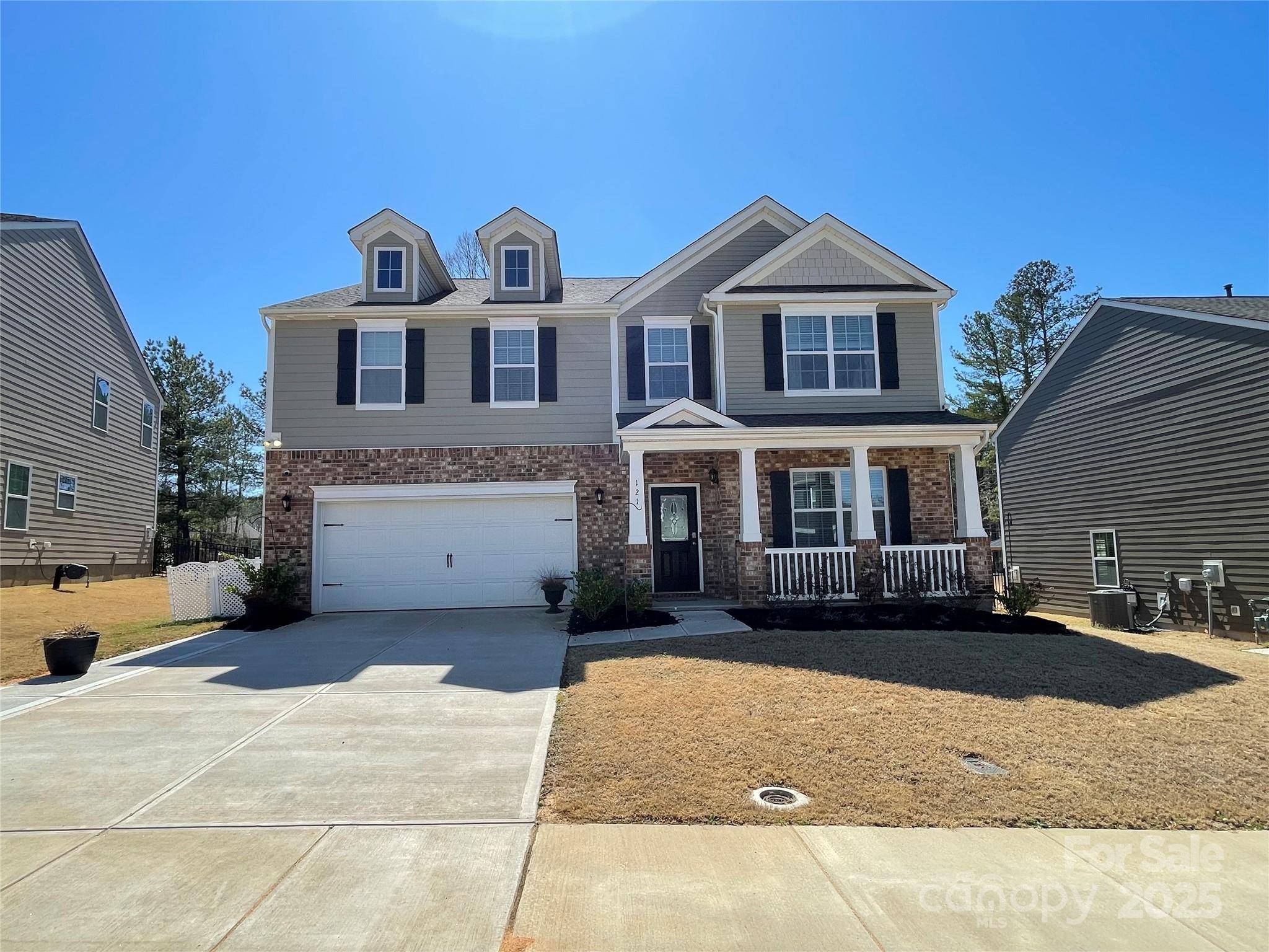 Troutman, NC 28166,121 Edgehill CT