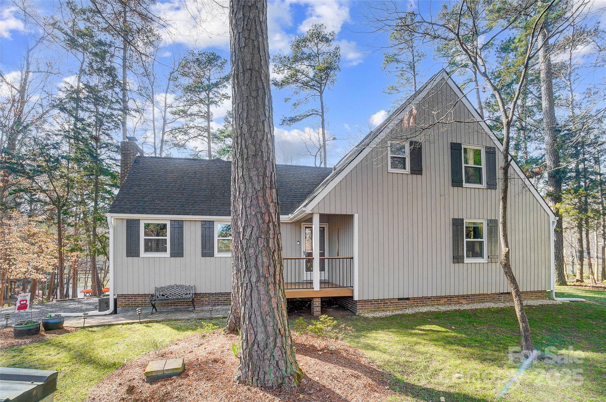 Clover, SC 29710,2139 Peninsula DR