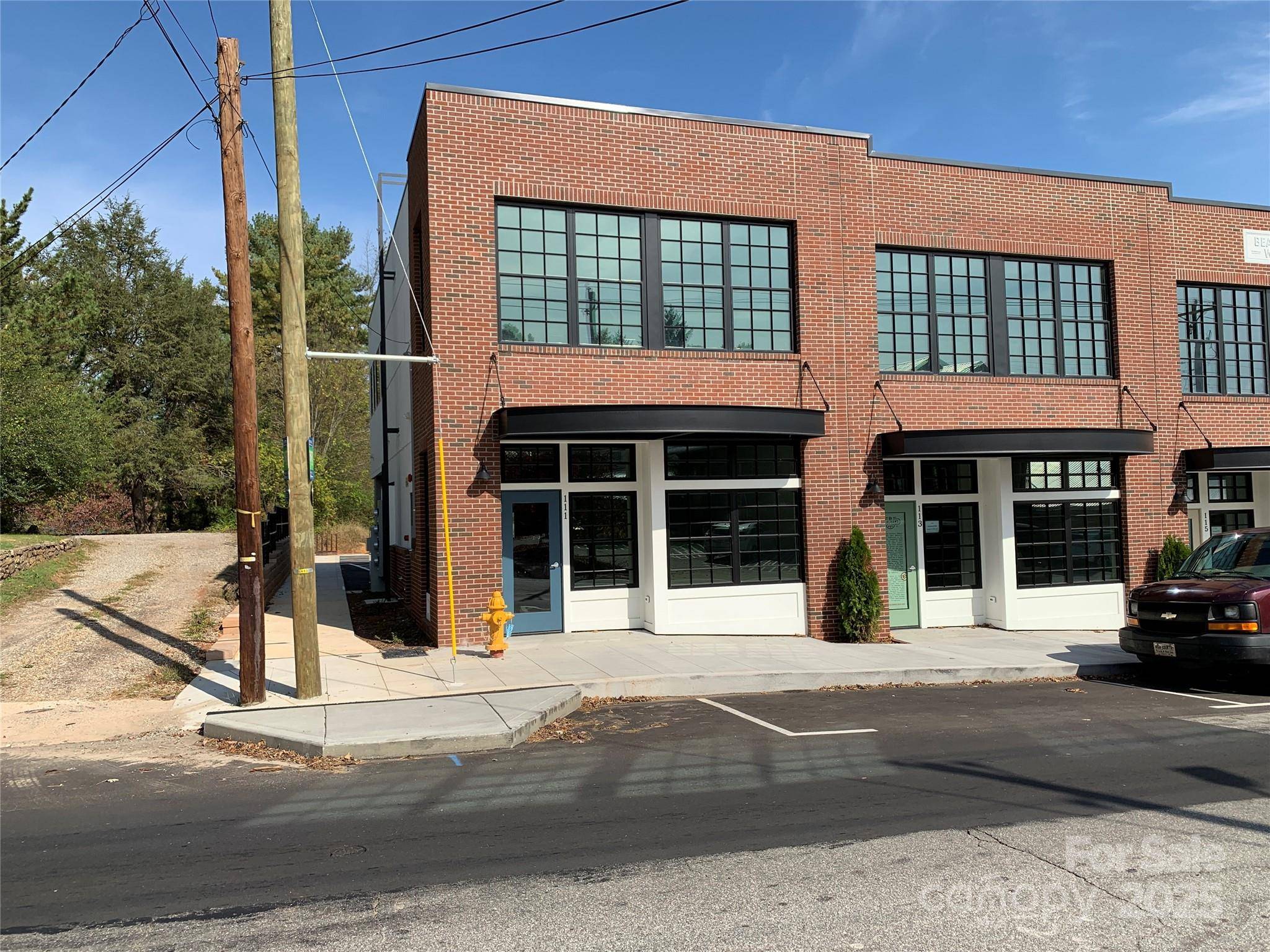 Asheville, NC 28806,315 Haywood RD #111/211