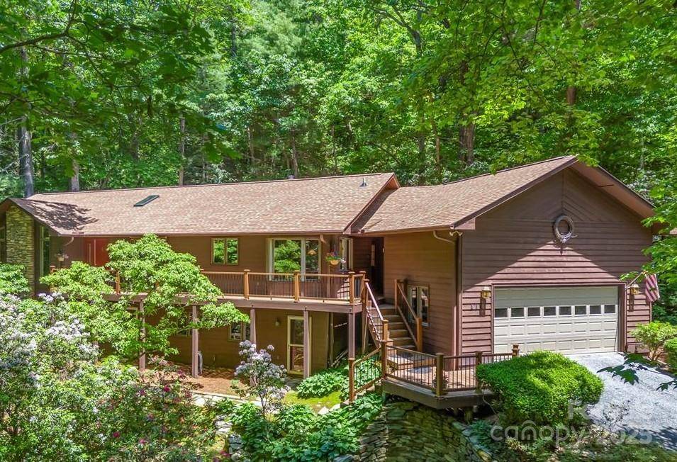 Flat Rock, NC 28731,172 Overlook DR
