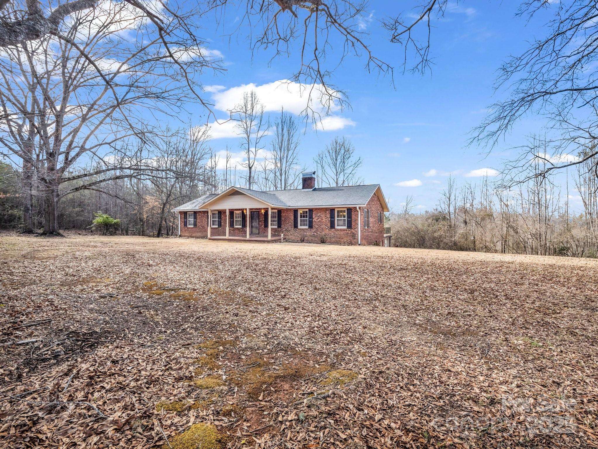 Rutherfordton, NC 28139,490 Pinkwood DR