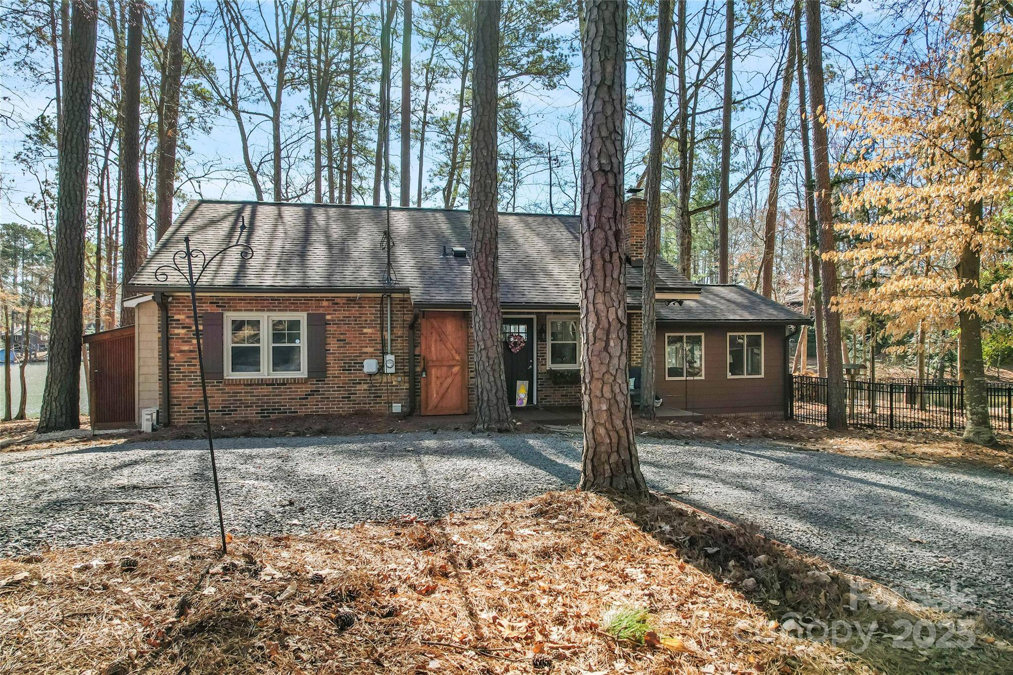 Mount Gilead, NC 27306,693 Emerald Shores RD