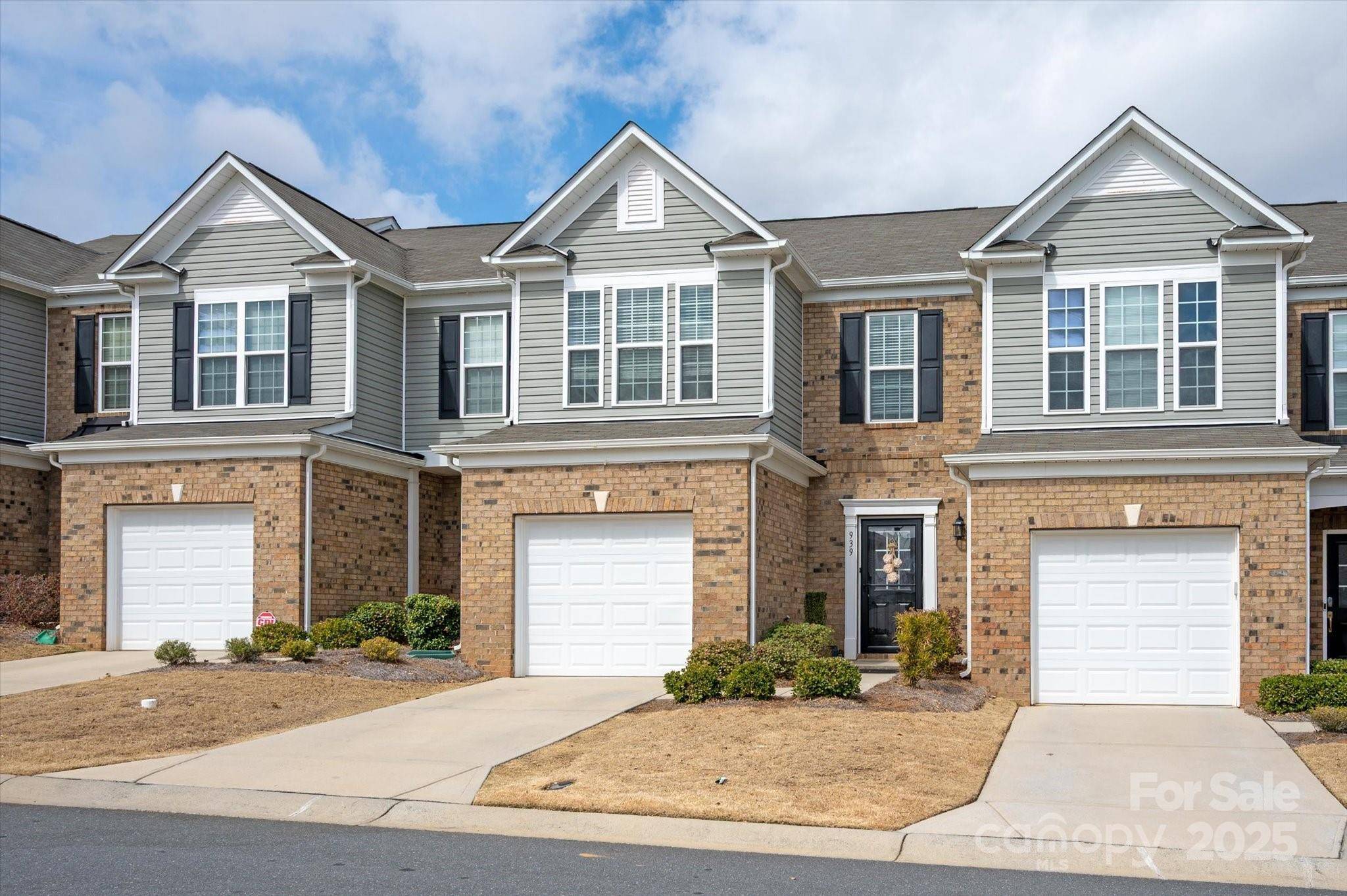 Fort Mill, SC 29708,939 Wicawa RD