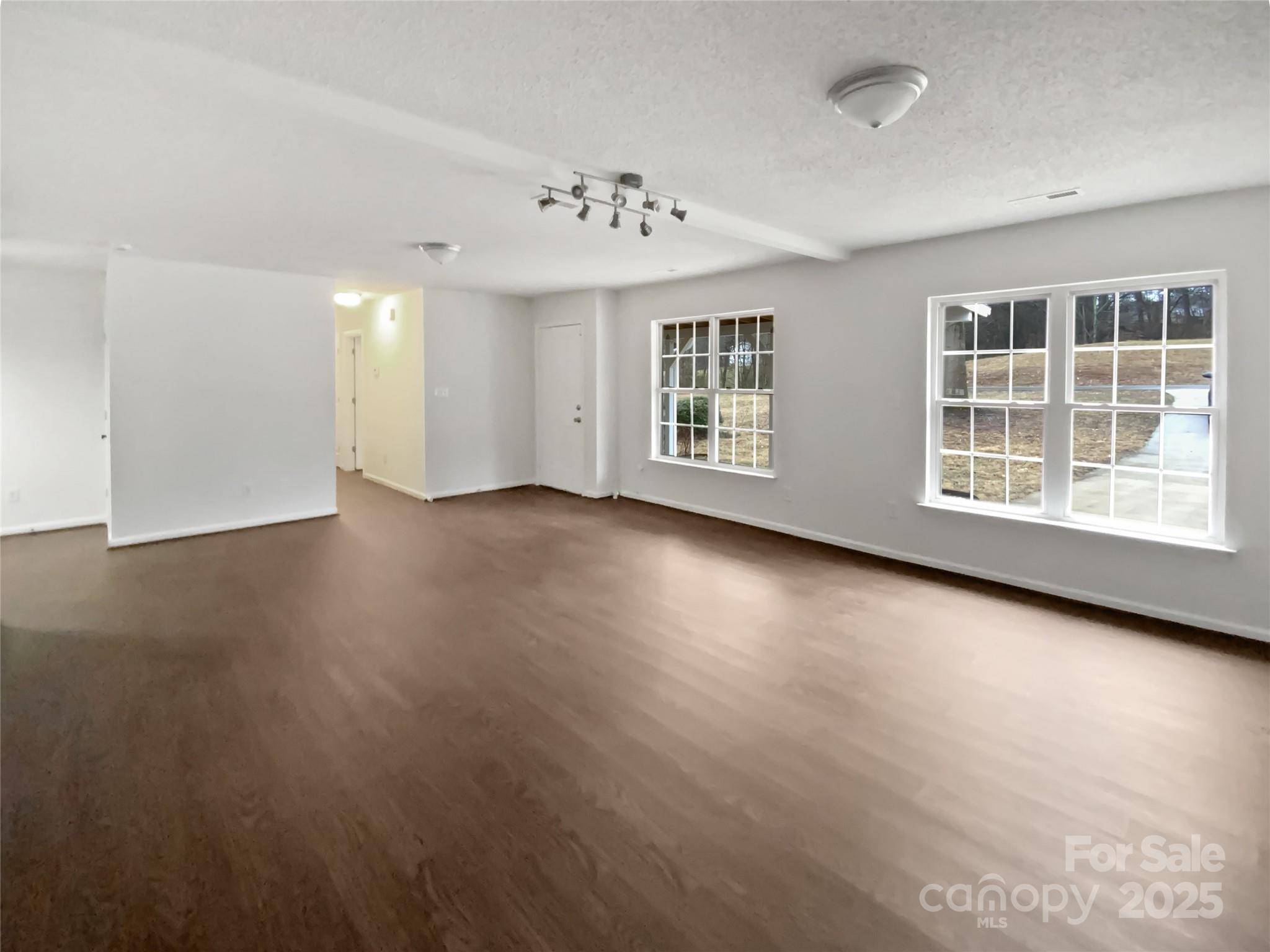 Maiden, NC 28650,3742 Ashland DR
