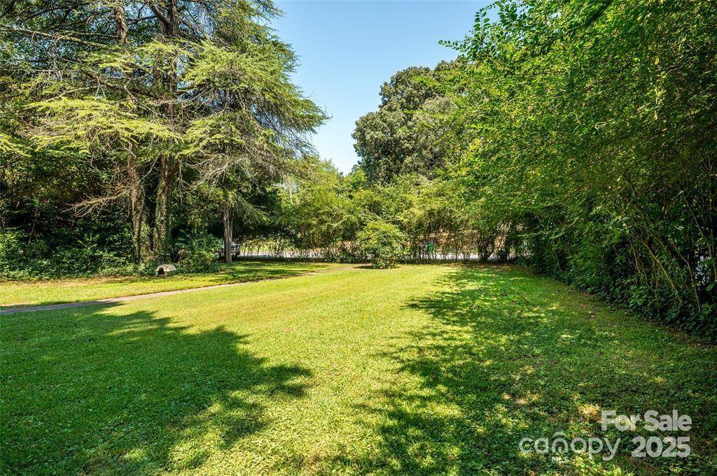Charlotte, NC 28205,2250 Arnold DR