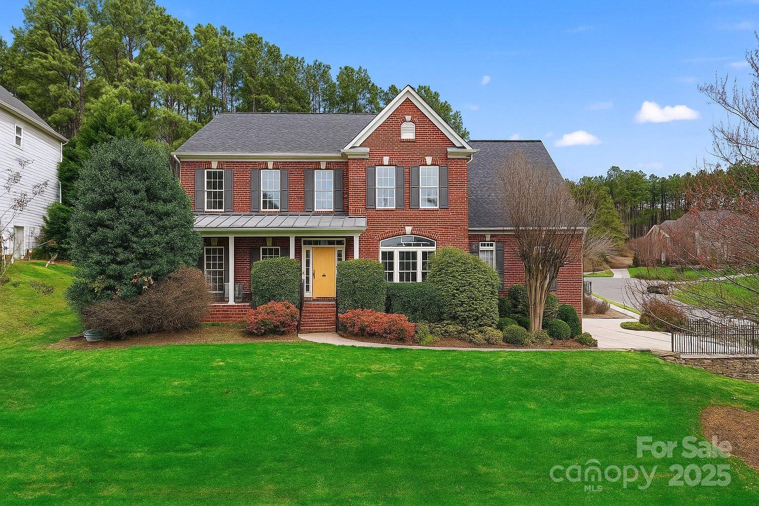Mount Holly, NC 28120,204 Silvercliff DR