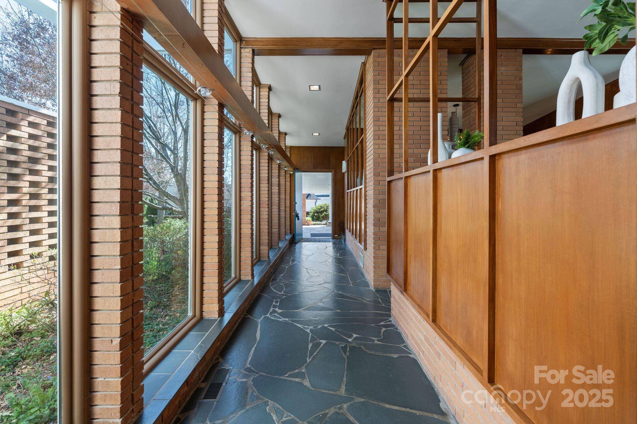 Charlotte, NC 28211,2300 Cloister DR