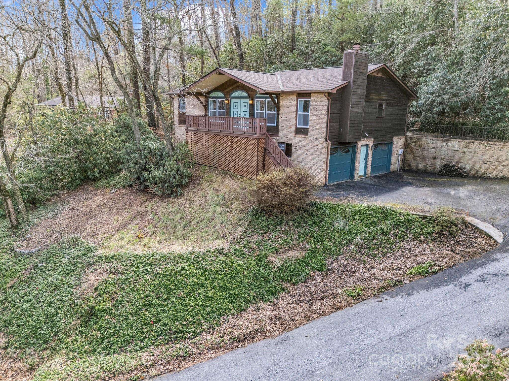 Hendersonville, NC 28791,232 Stonebrook DR