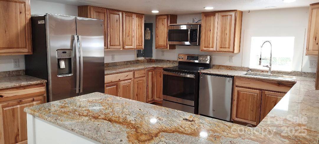 Marion, NC 28752,76 Ed Sneed DR