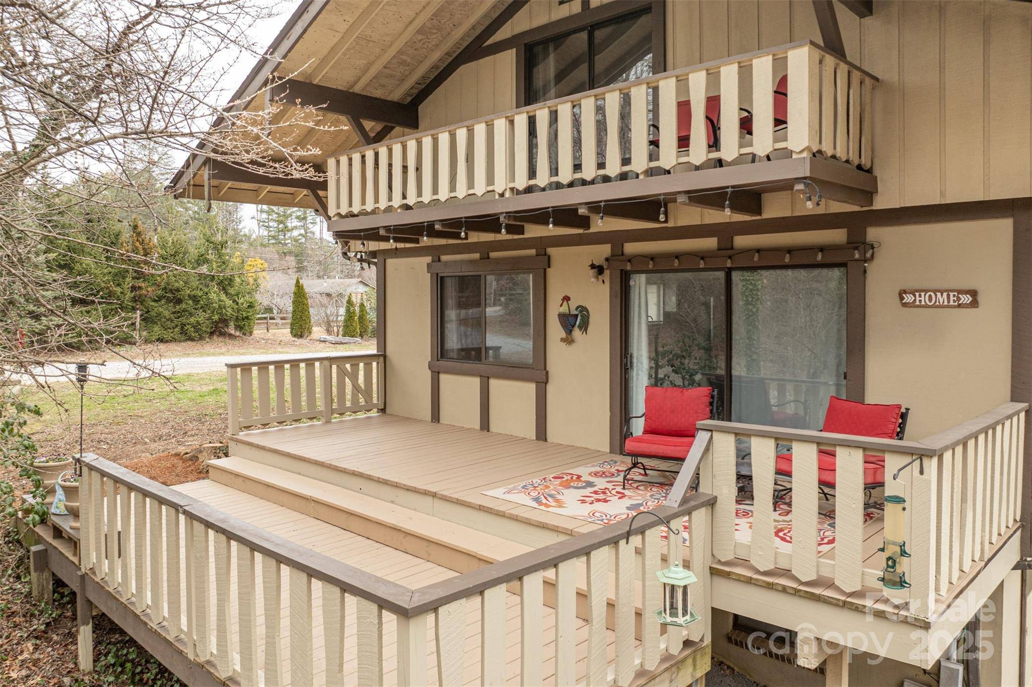 Horse Shoe, NC 28742,181 Ray Hill RD