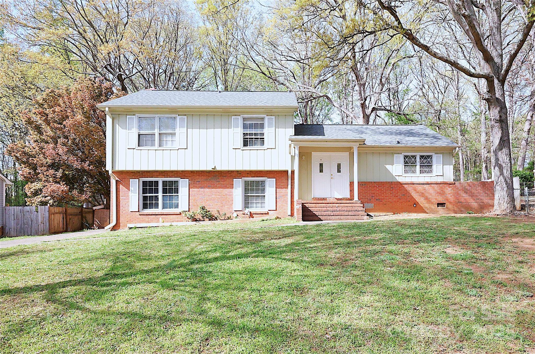 Charlotte, NC 28212,7515 Riding Trail RD