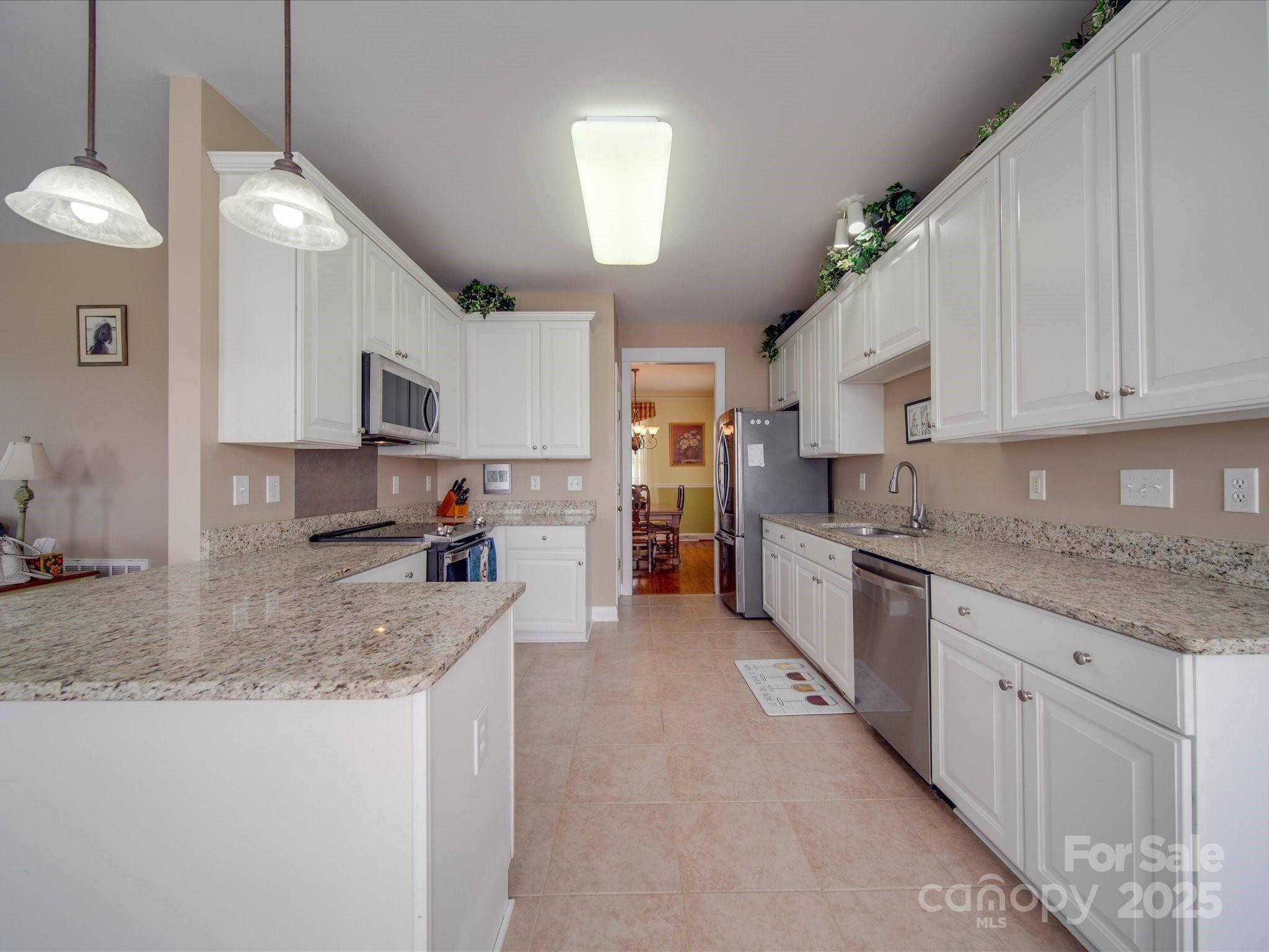 Statesville, NC 28625,139 Tenth Green CT