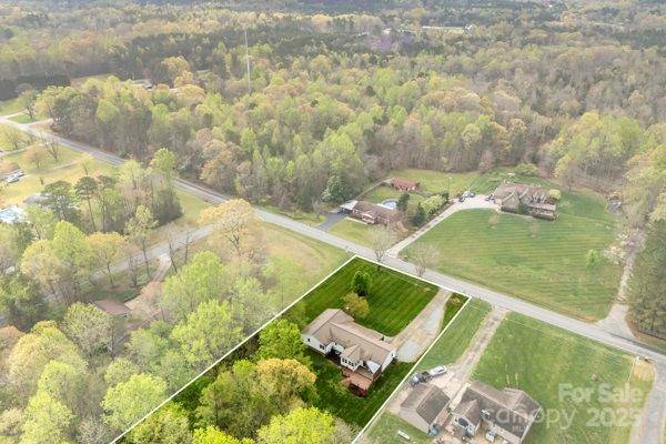 Stanley, NC 28164,1335 Blacksnake RD
