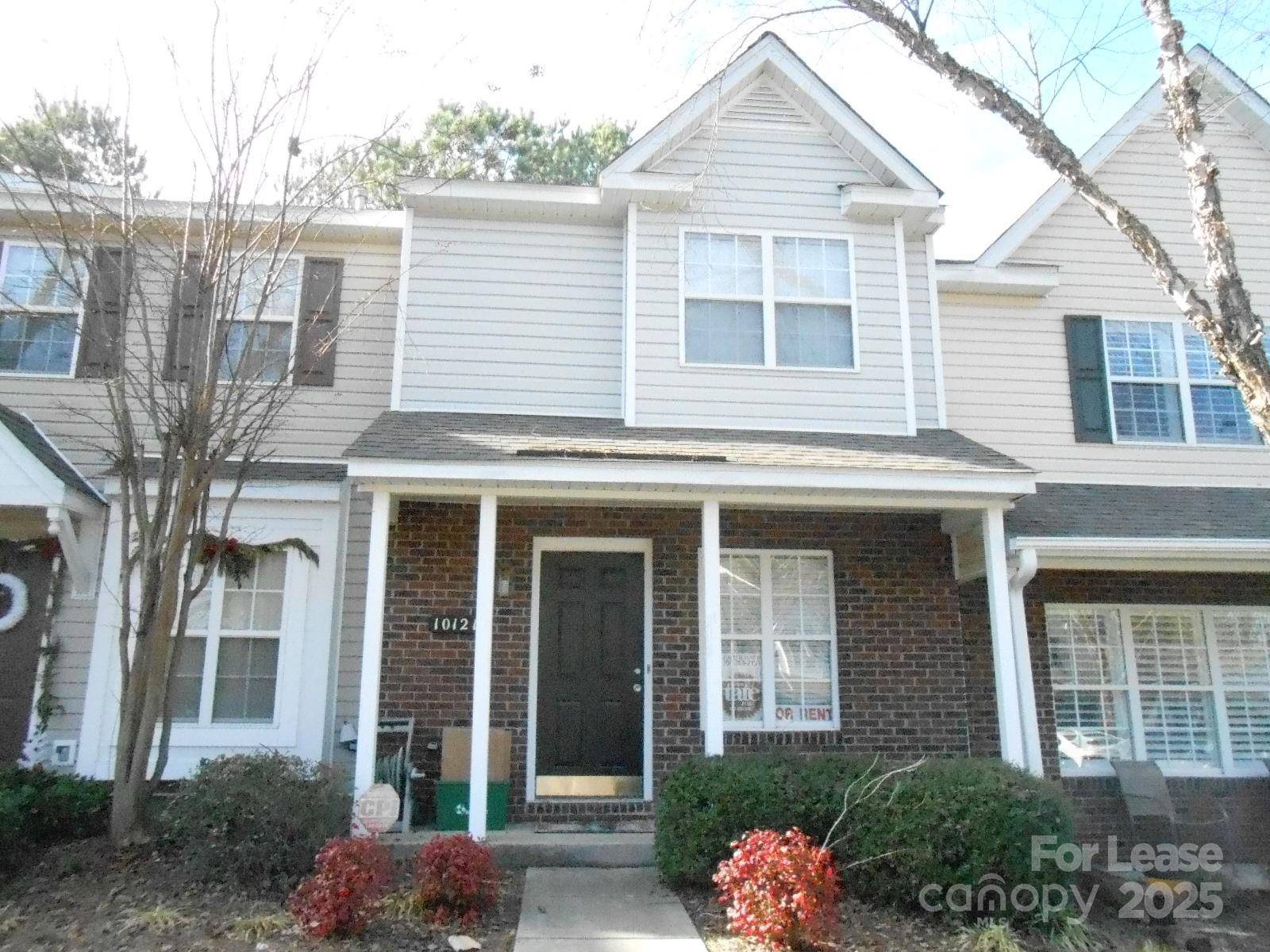 Charlotte, NC 28216,10121 Reindeer Way LN