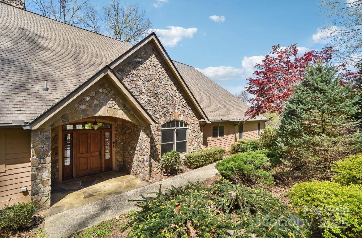 Leicester, NC 28748,206 View Ridge Pkwy