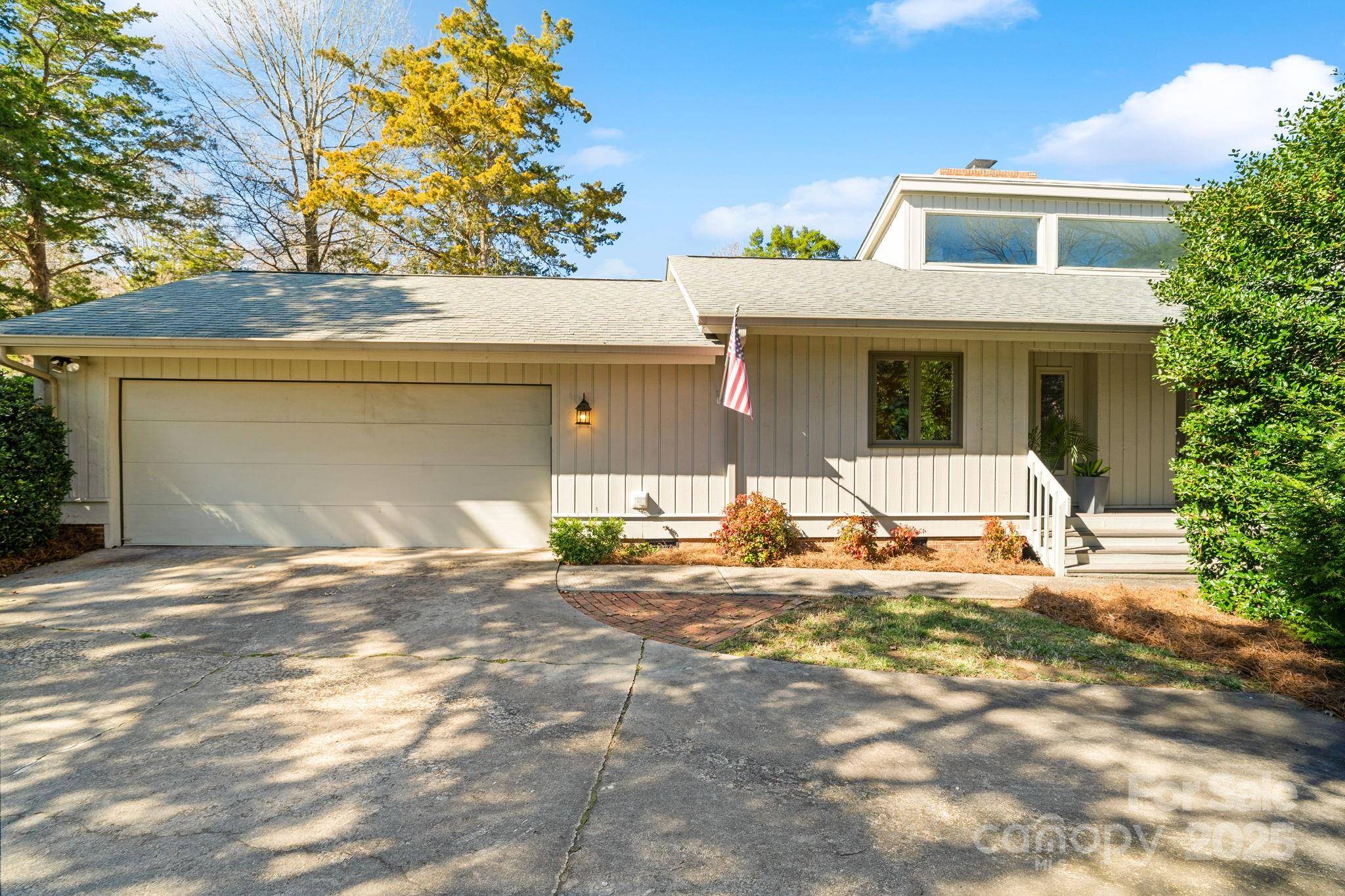Charlotte, NC 28226,5101 Gamton CT