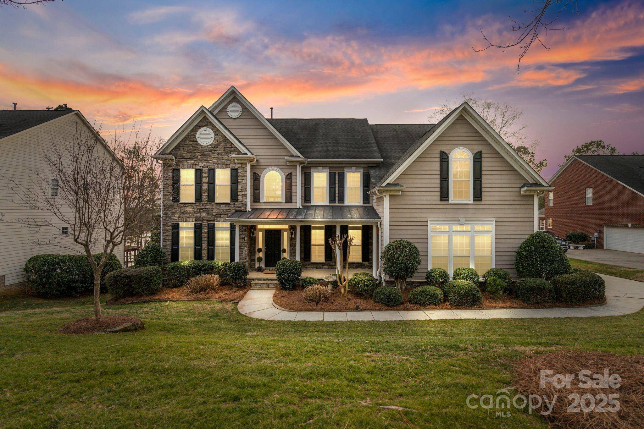Mount Holly, NC 28120,208 Woodwinds DR