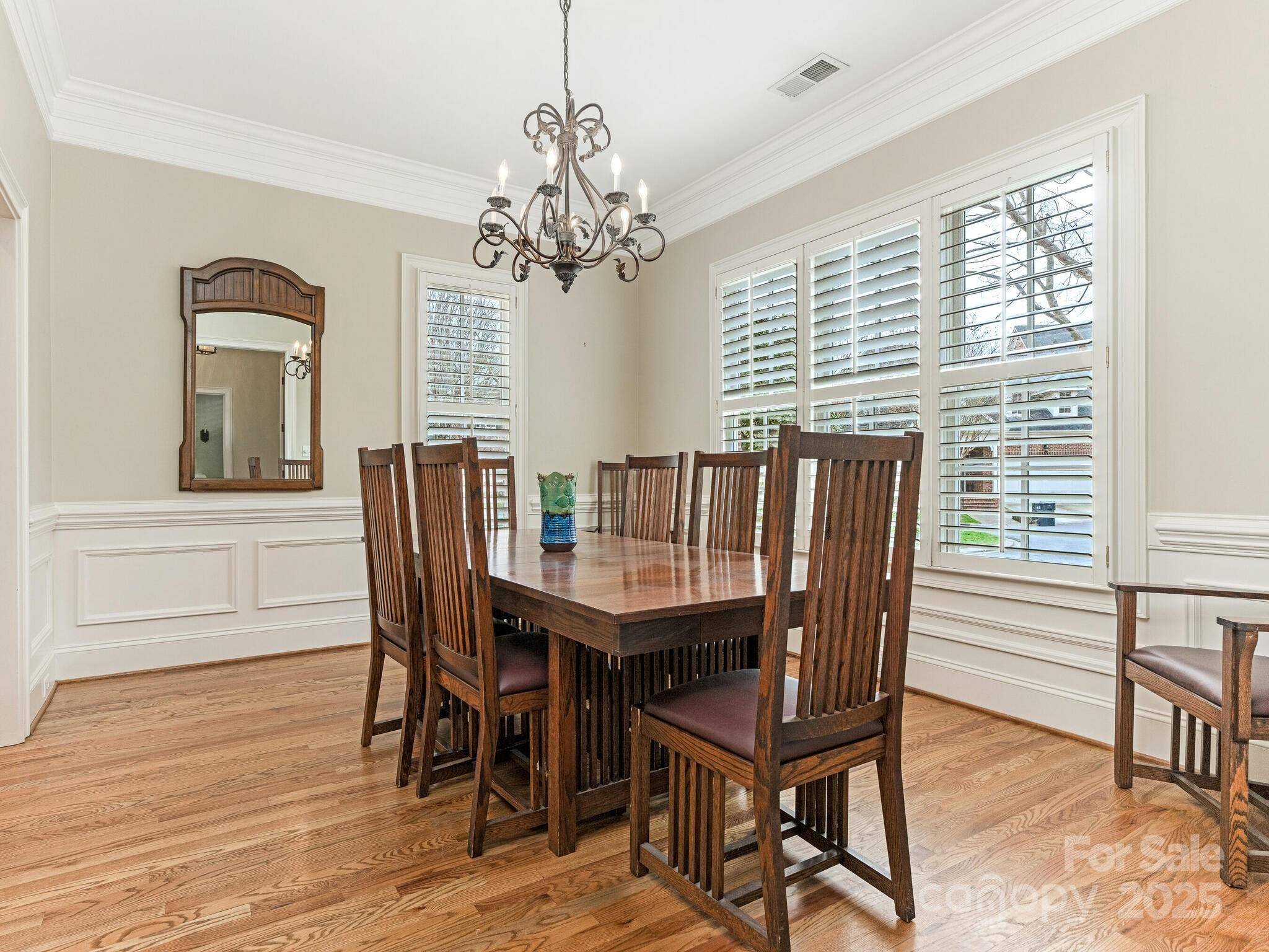 Charlotte, NC 28207,261 Crownsgate CT