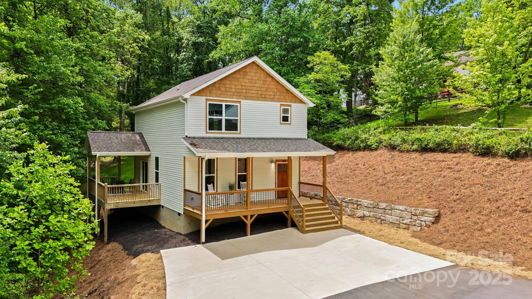 Candler, NC 28715,140 Ivey Farms RD