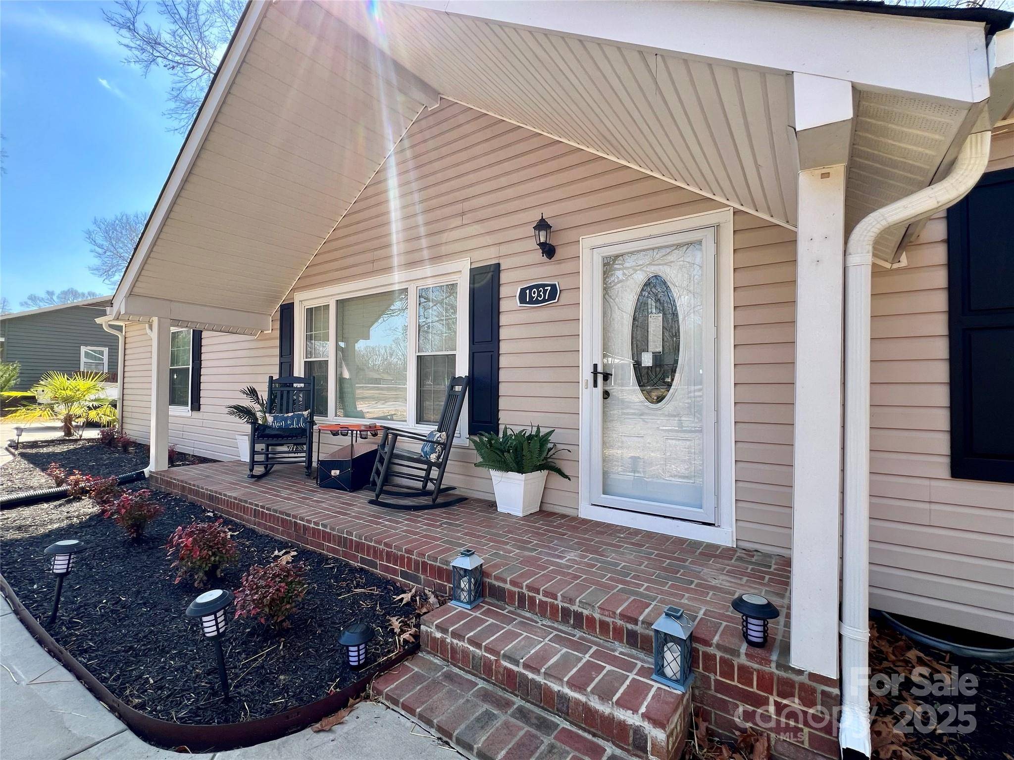 Lancaster, SC 29720,1937 Hickory DR