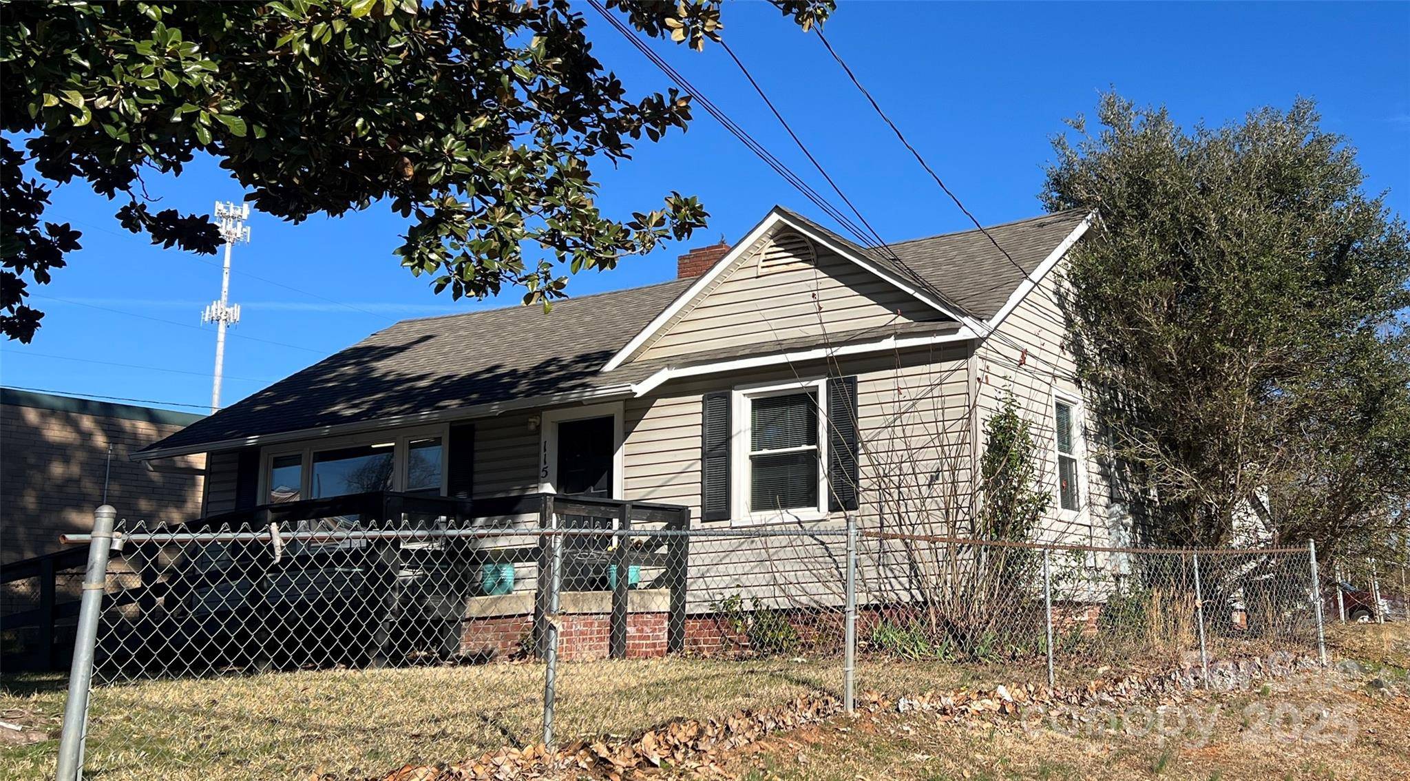 Shelby, NC 28152,115 E College AVE