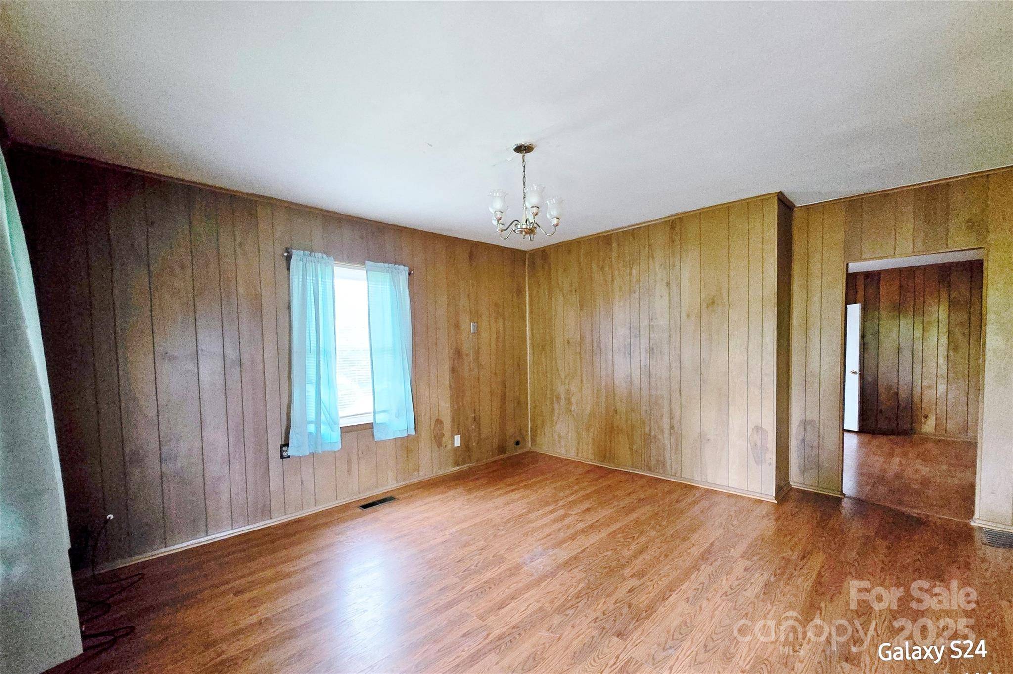 Taylorsville, NC 28681,410 Cole Campbell RD