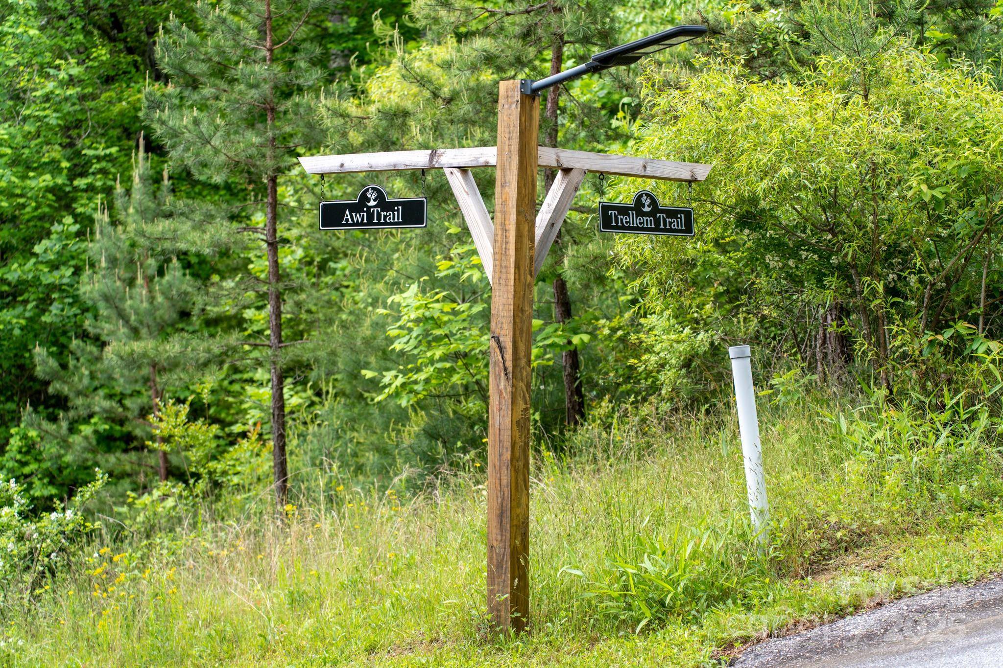 Hendersonville, NC 28739,000 Awi TRL #27