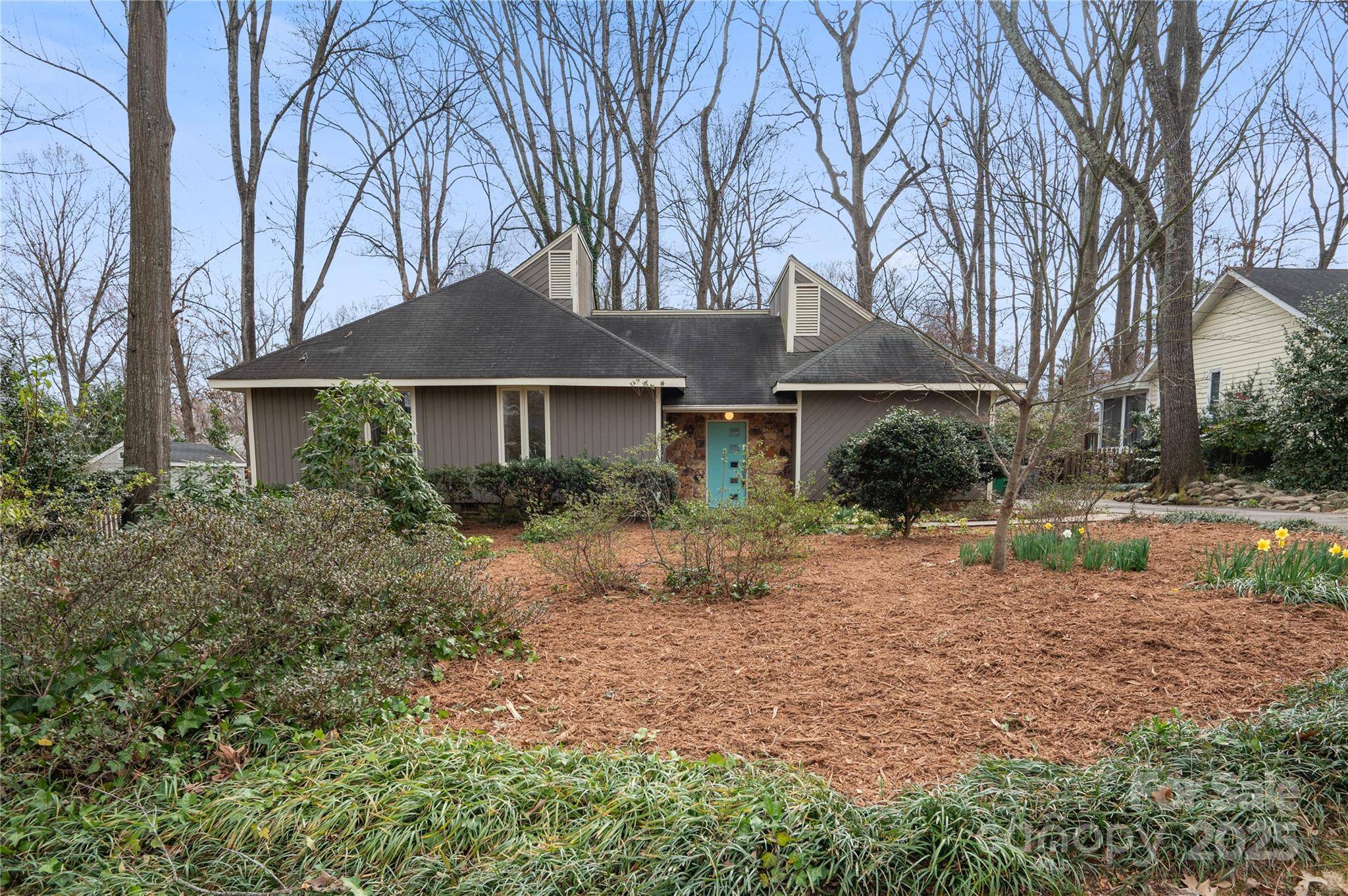 Charlotte, NC 28226,1715 Shagbark LN