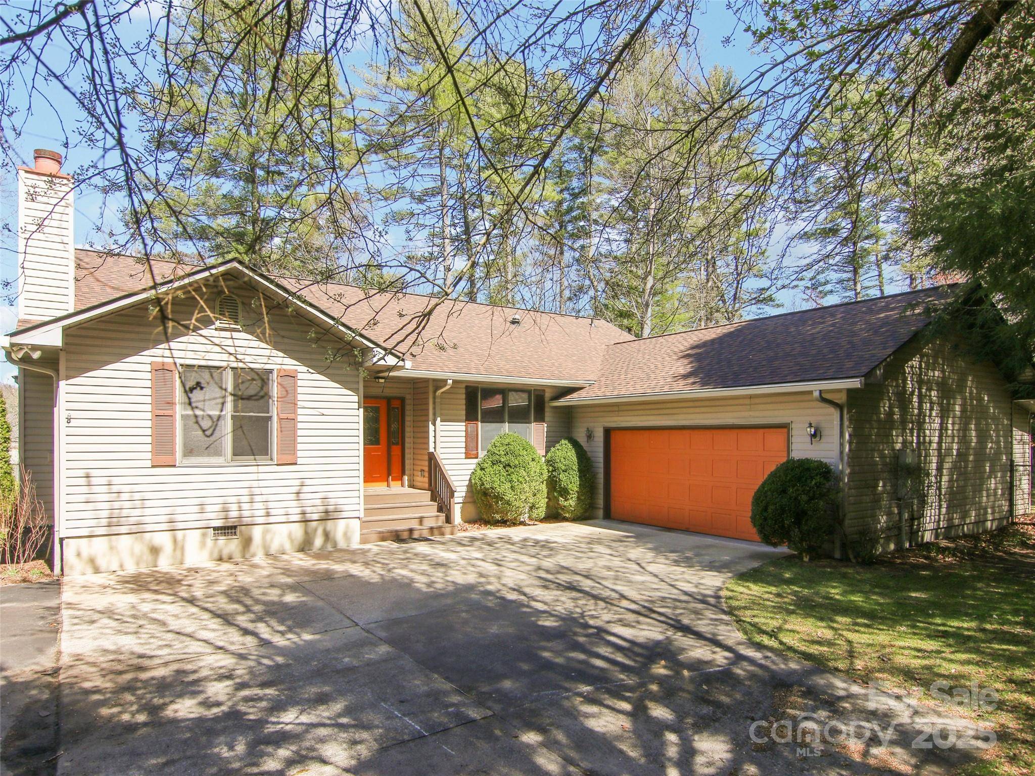 Pisgah Forest, NC 28768,63 Red Fox DR