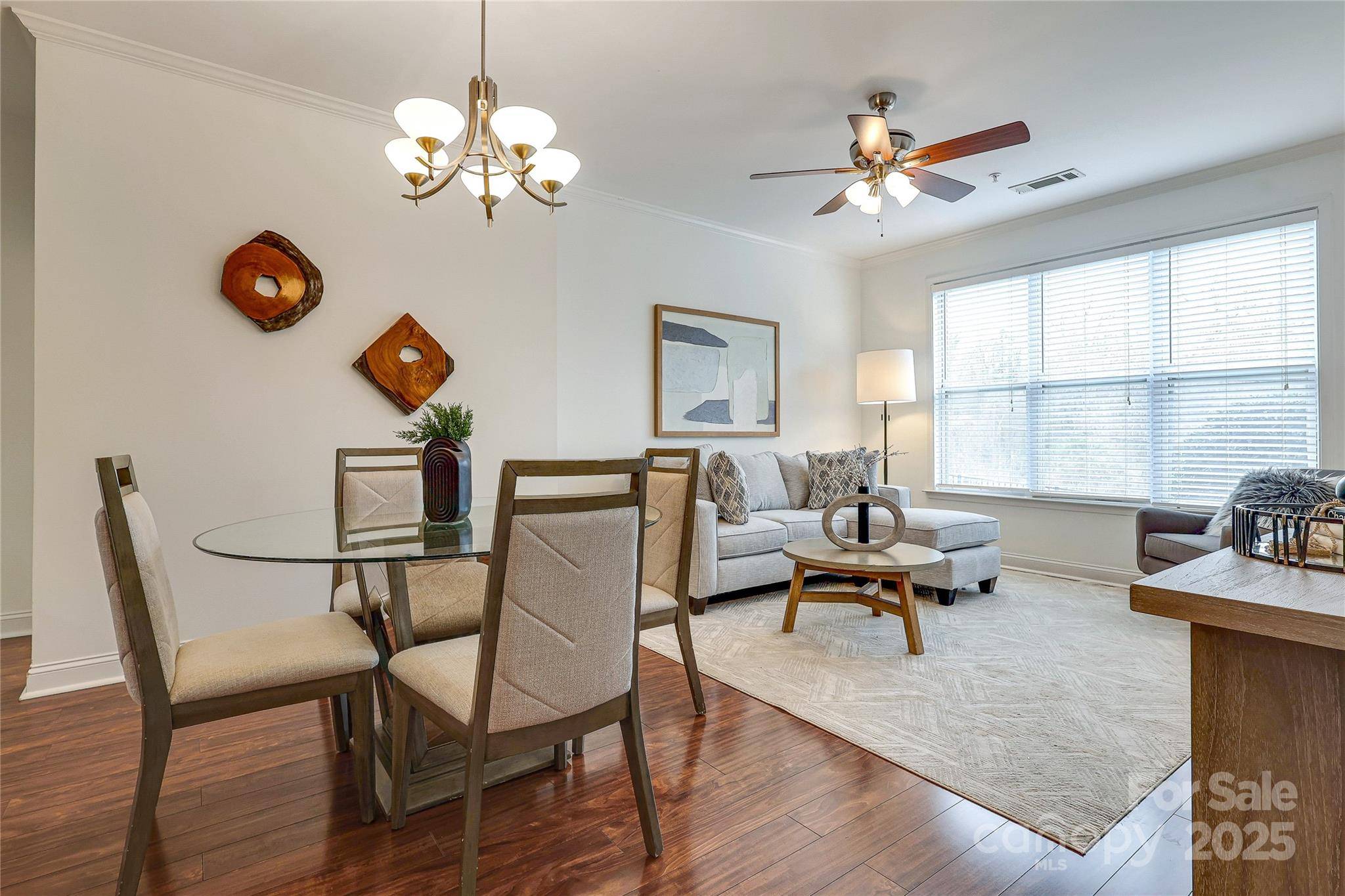Charlotte, NC 28209,1000 E Woodlawn RD #110