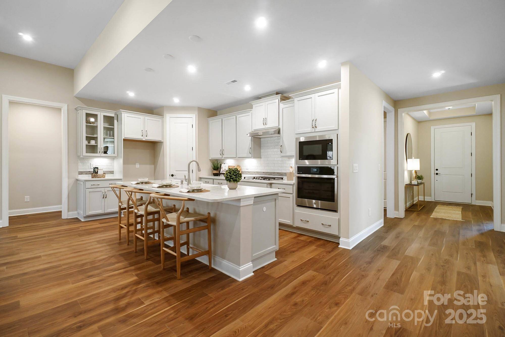 Charlotte, NC 28215,13101 Cozy CT