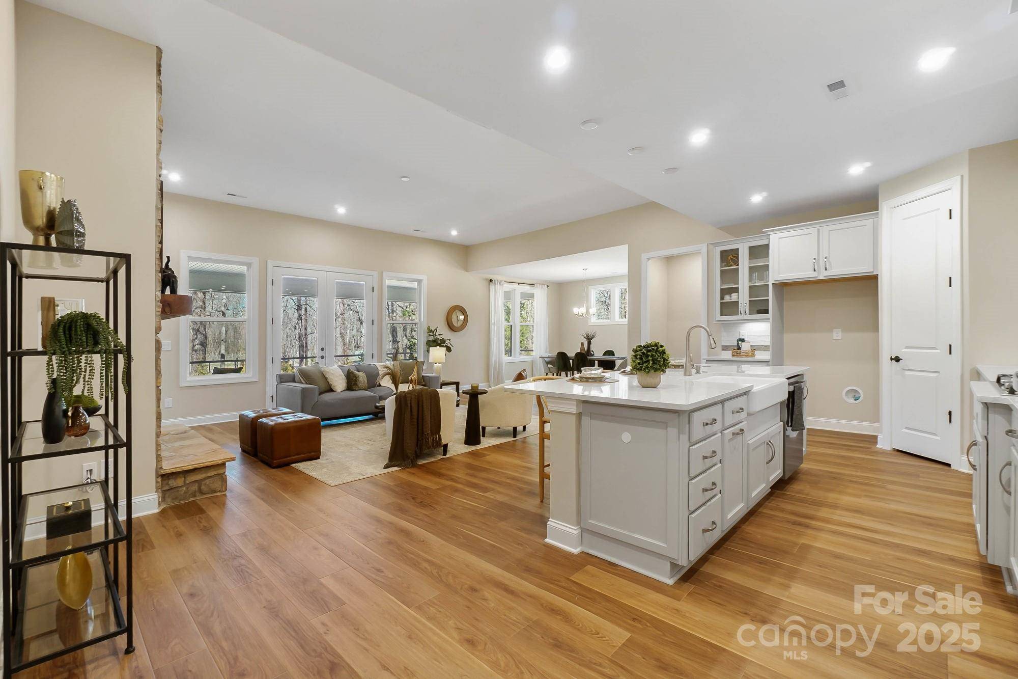 Charlotte, NC 28215,13101 Cozy CT