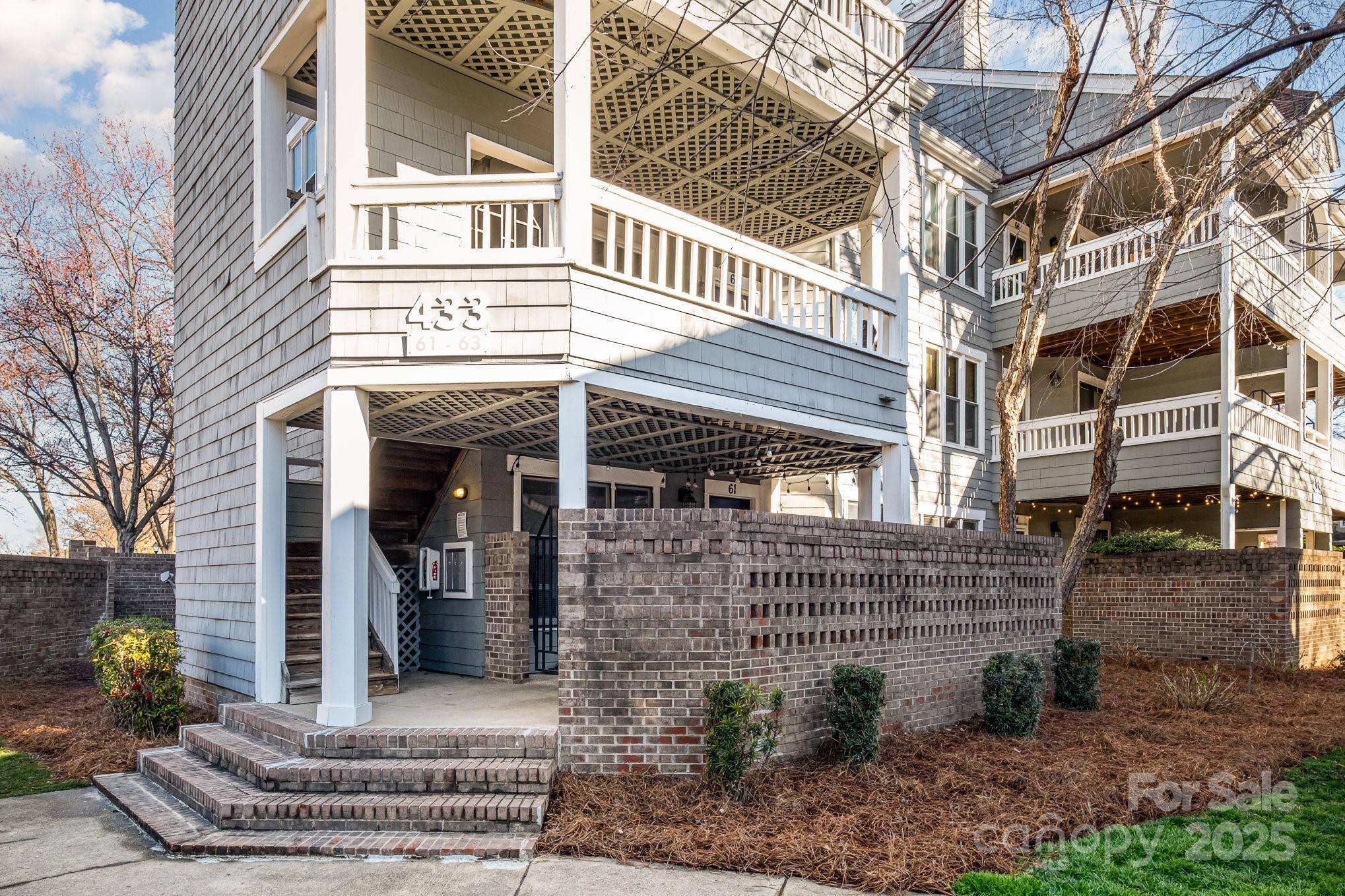 Charlotte, NC 28202,433 W 8th ST