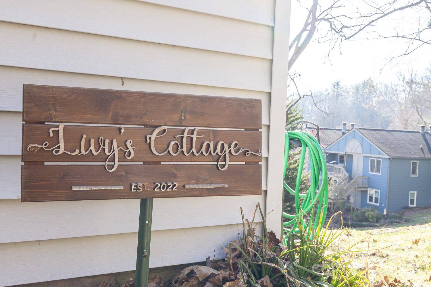 Lake Junaluska, NC 28745,37 Whitfield WAY