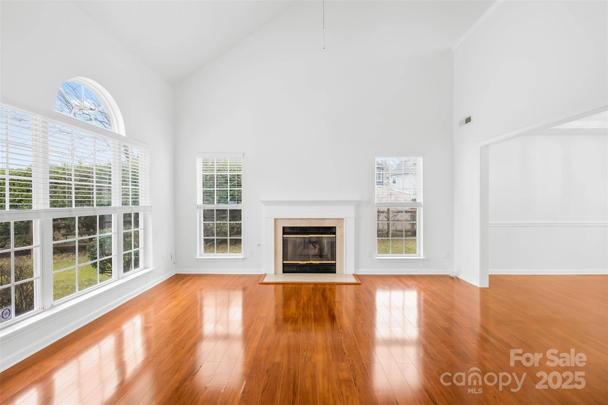 Charlotte, NC 28273,13705 Queenswater LN