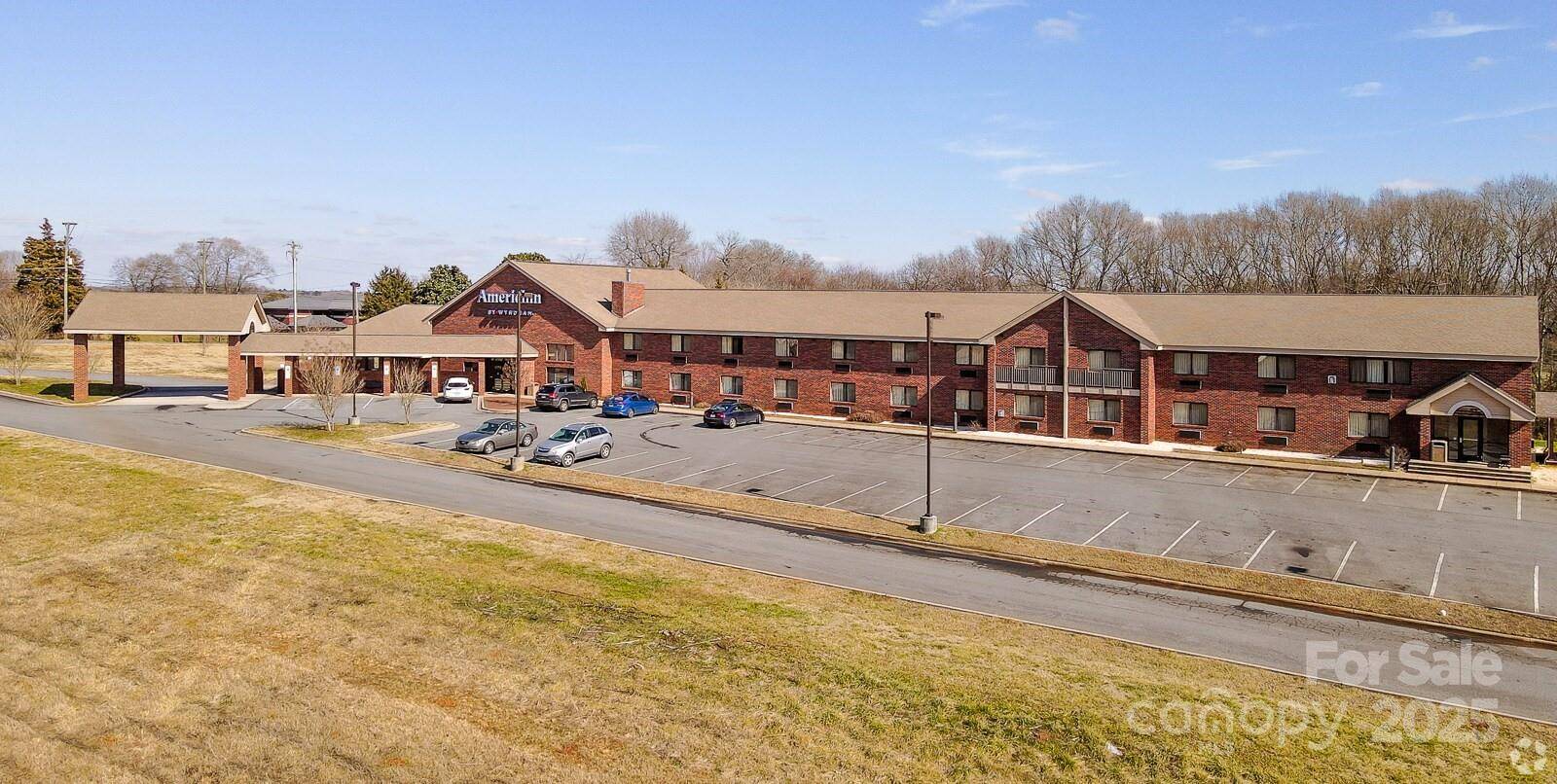 Boiling Springs, NC 28017,428 E COLLEGE AVE