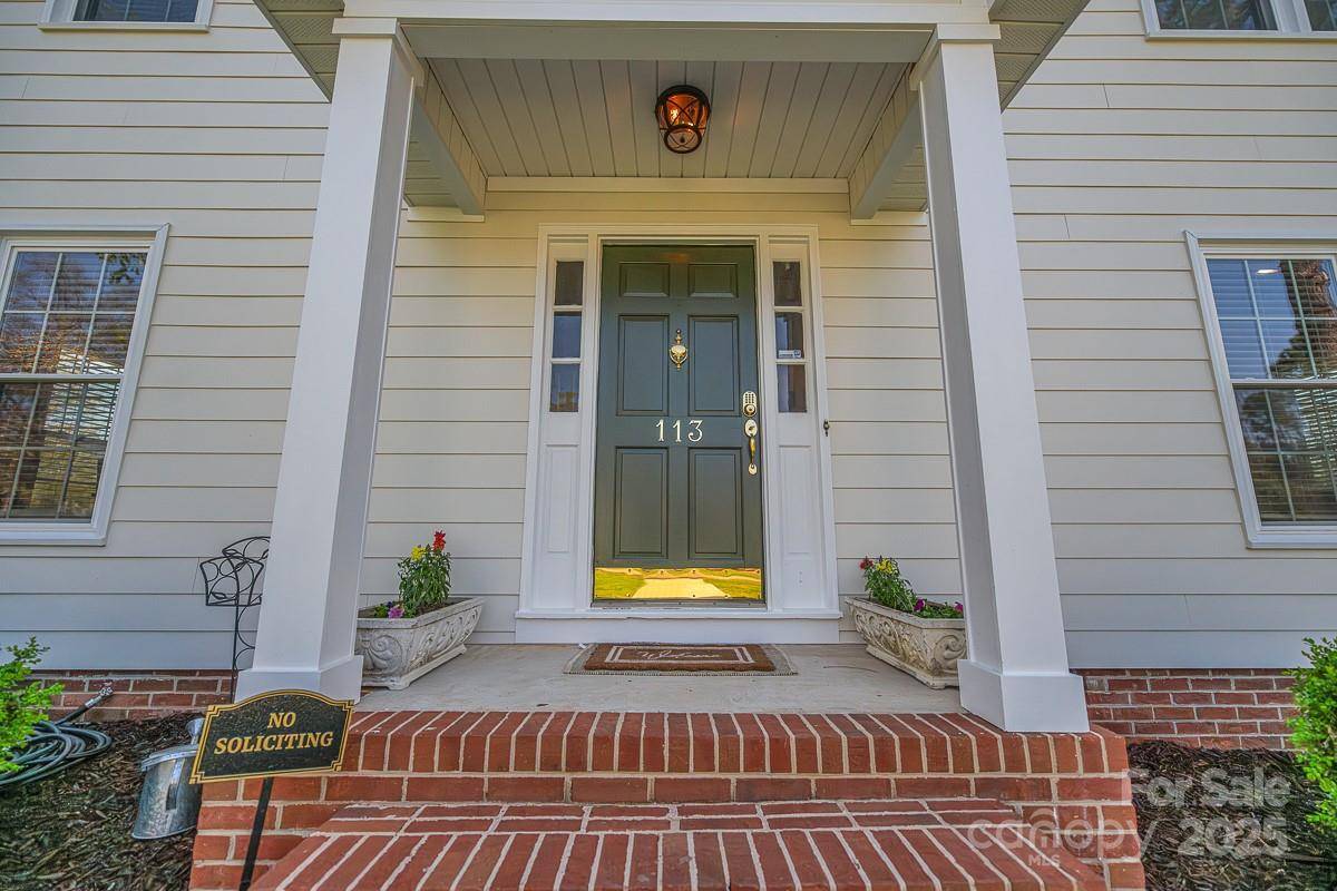 Gastonia, NC 28056,113 Windsong CT