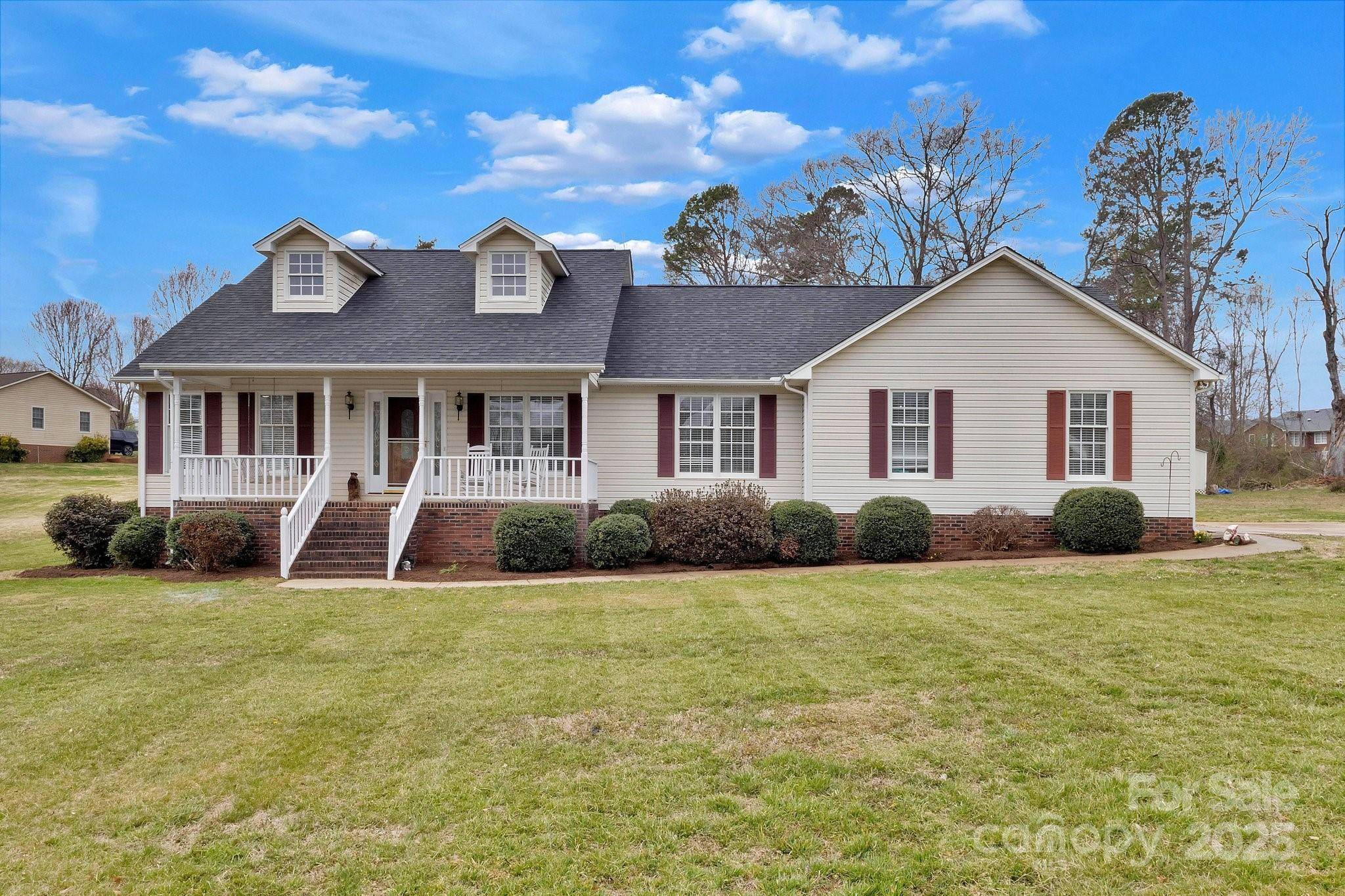 Shelby, NC 28152,207 Silver Creek LN