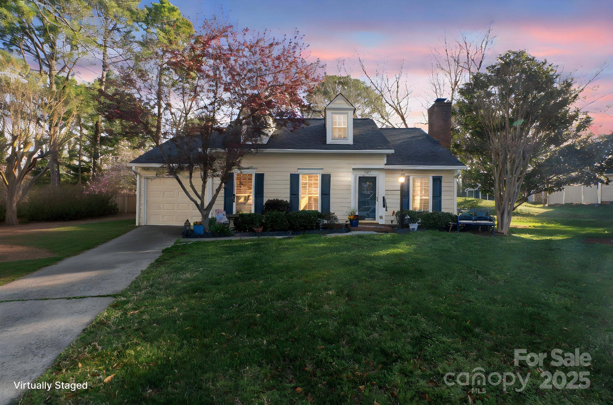 Charlotte, NC 28226,7327 Carrbridge LN