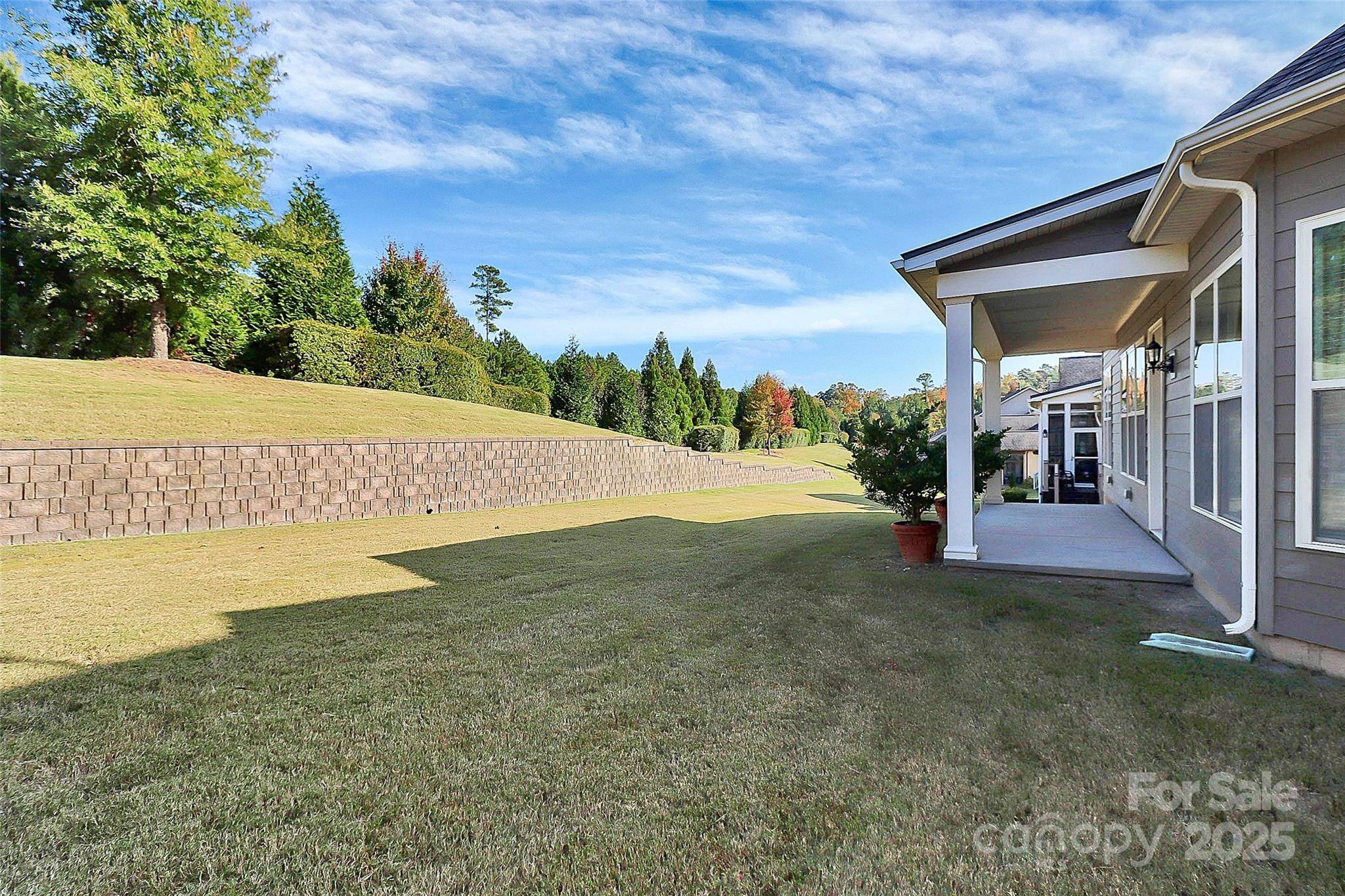 Charlotte, NC 28278,14920 High Bluff CT