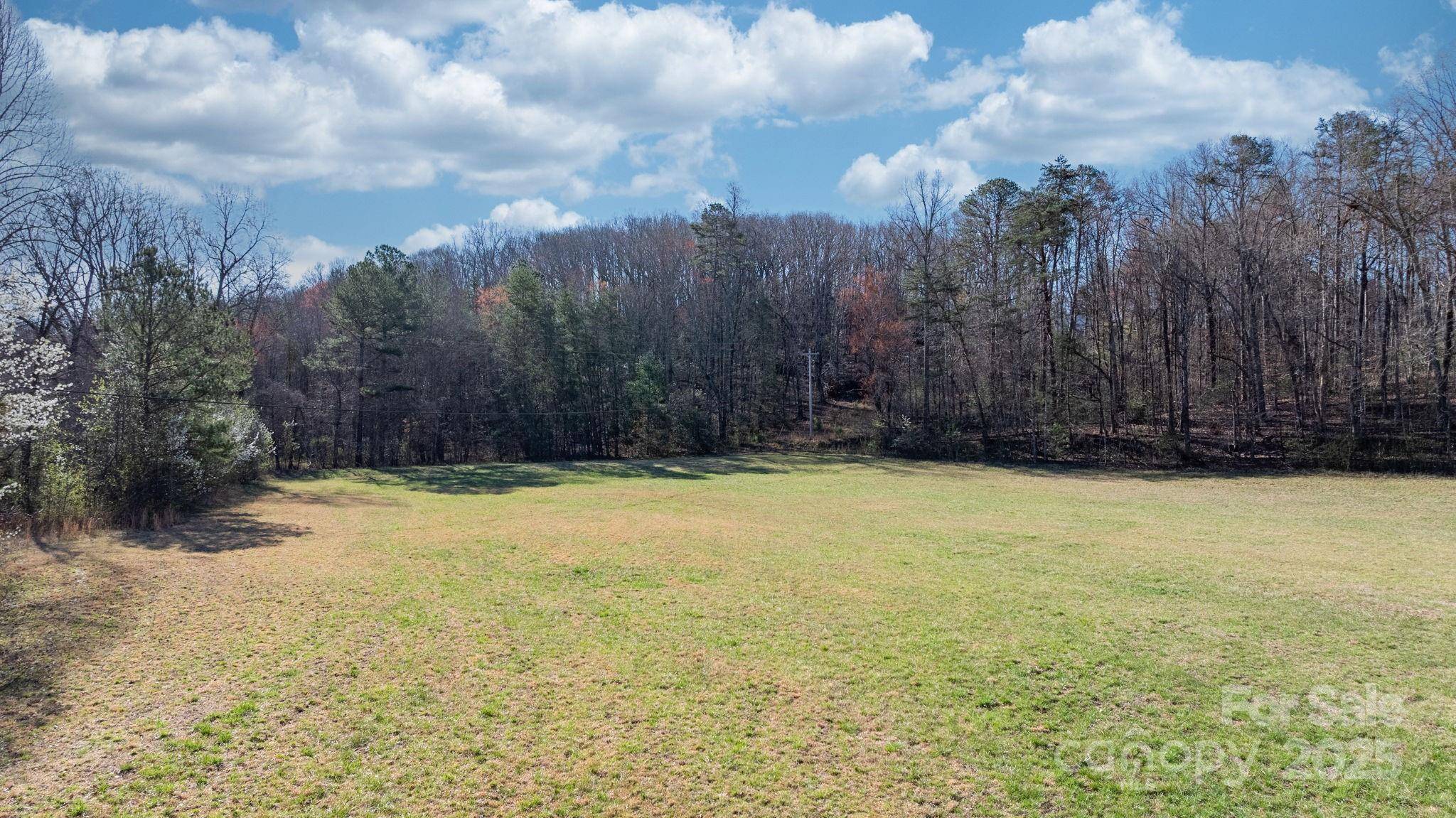 Marion, NC 28752,1388 Fairview RD