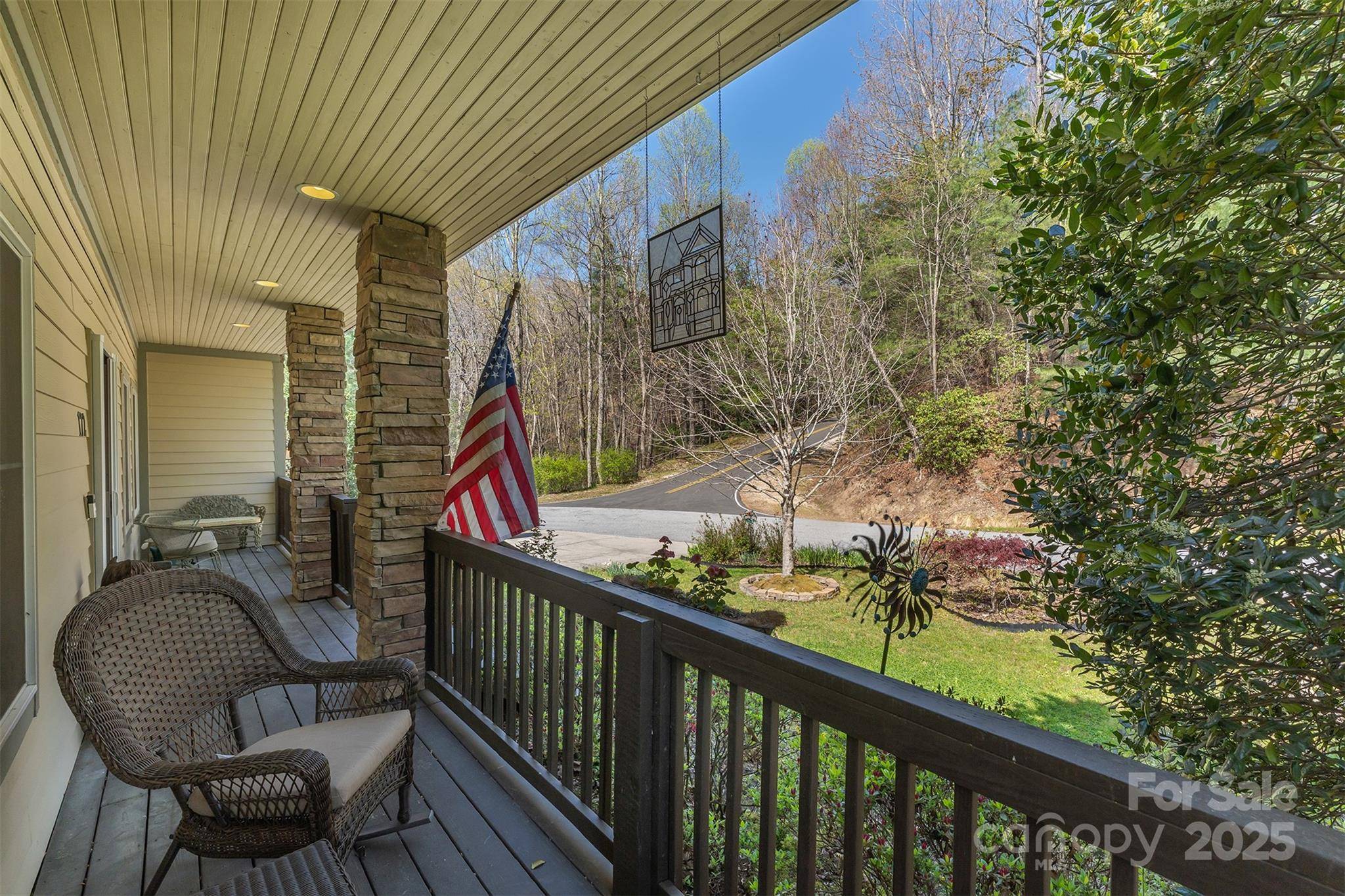 Hendersonville, NC 28739,172 Sunny Ridge RD