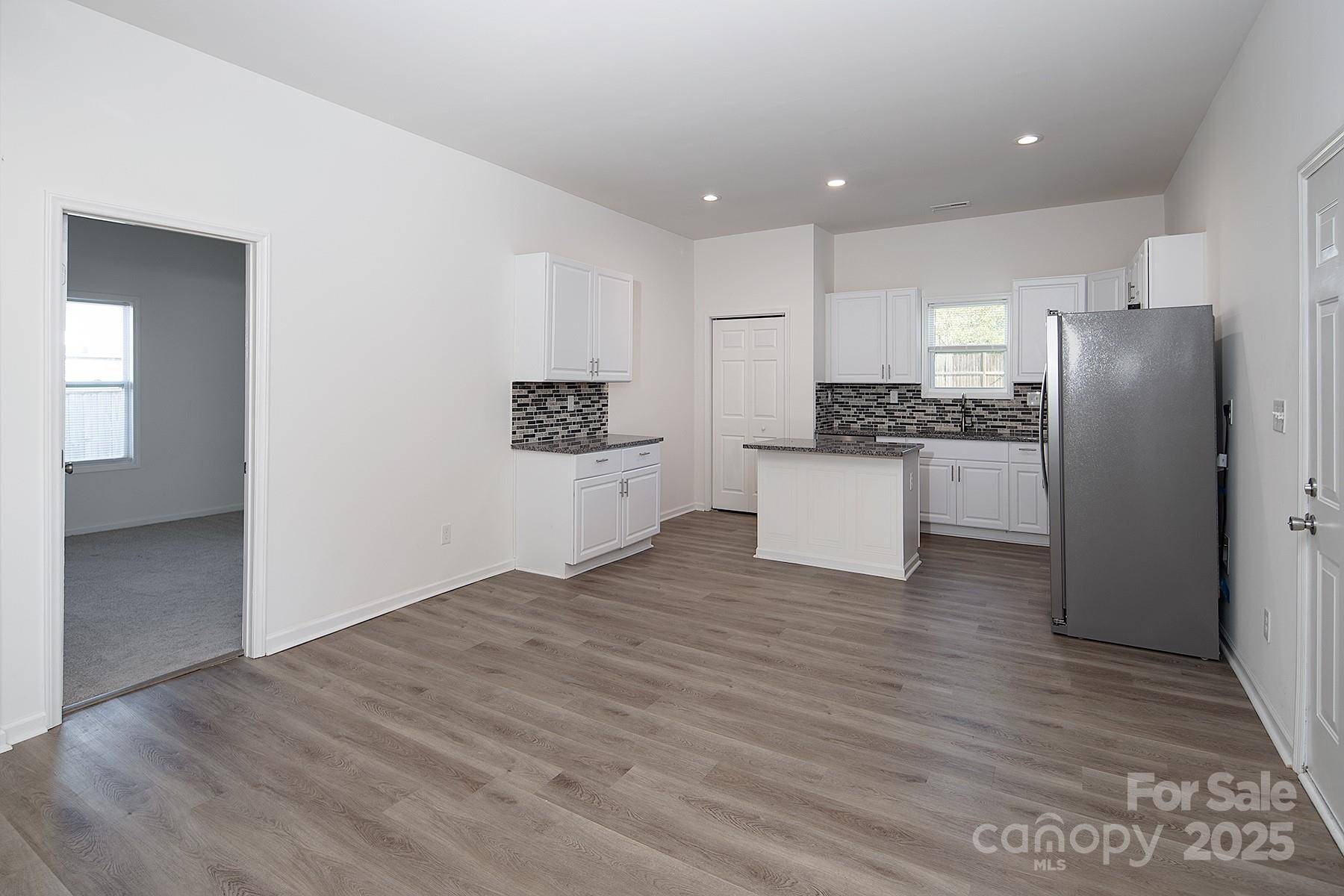 Kannapolis, NC 28081,1305 Price AVE