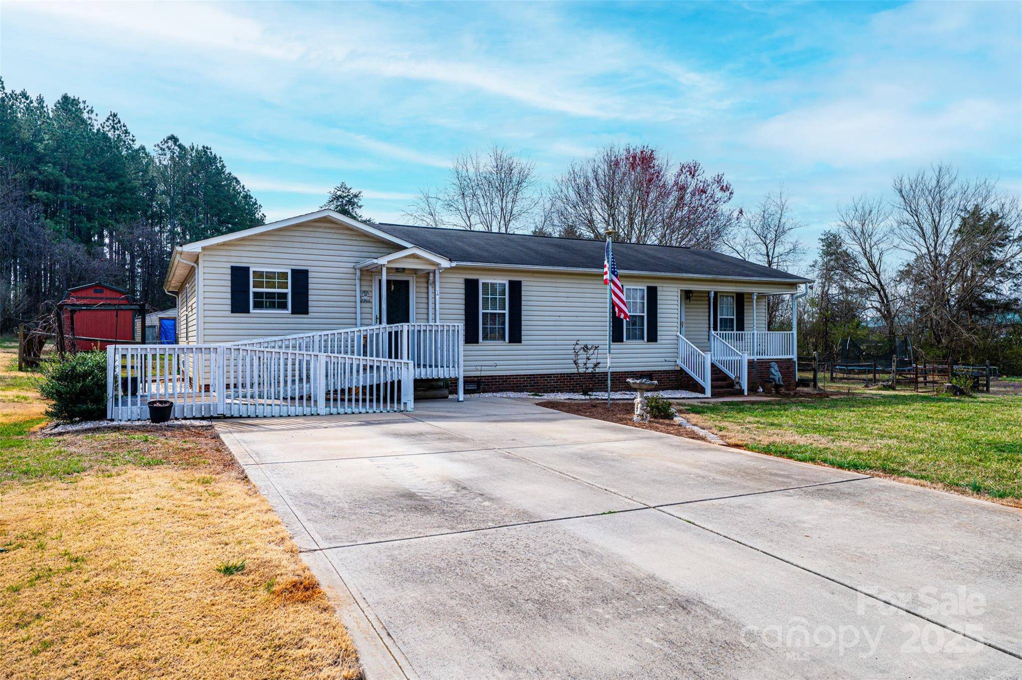 Lincolnton, NC 28092,2561 Ellys ST