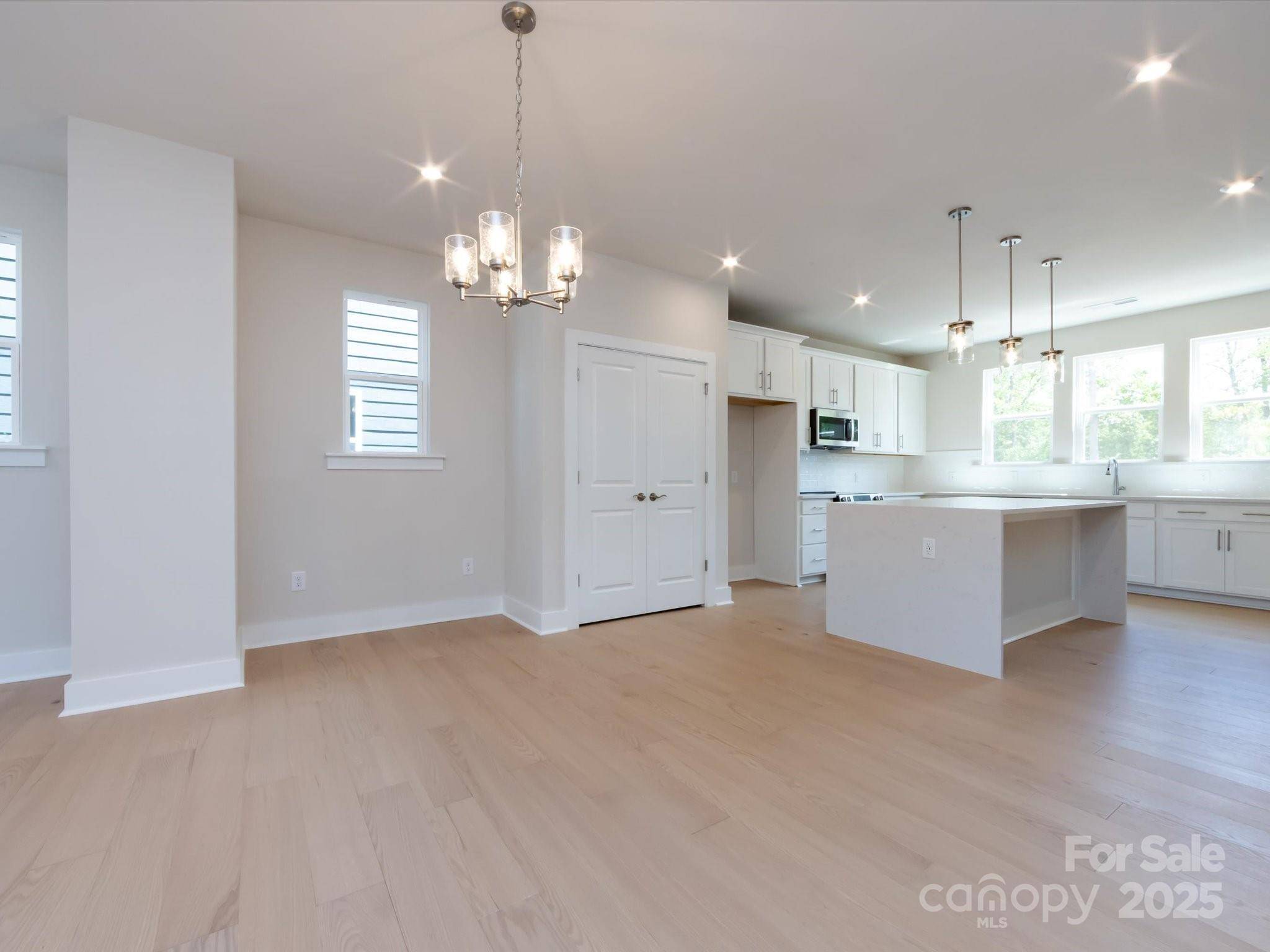 Charlotte, NC 28205,1518 Levy WAY