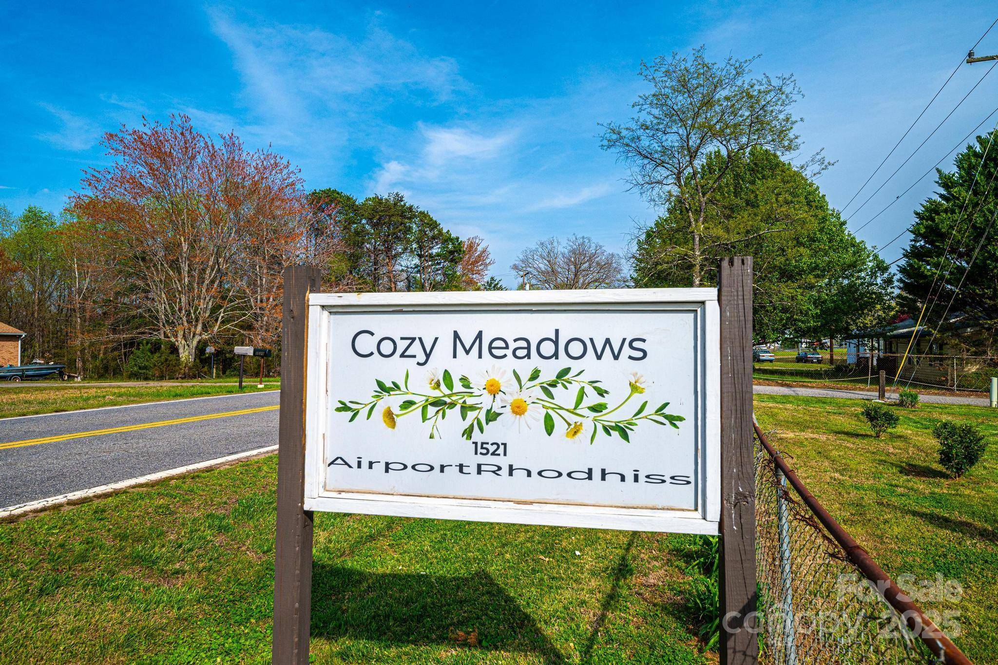 Hickory, NC 28601,1521 Airport Rhodhiss RD