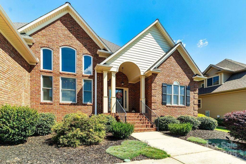 Inman, SC 29349,351 S Woodfin Ridge DR