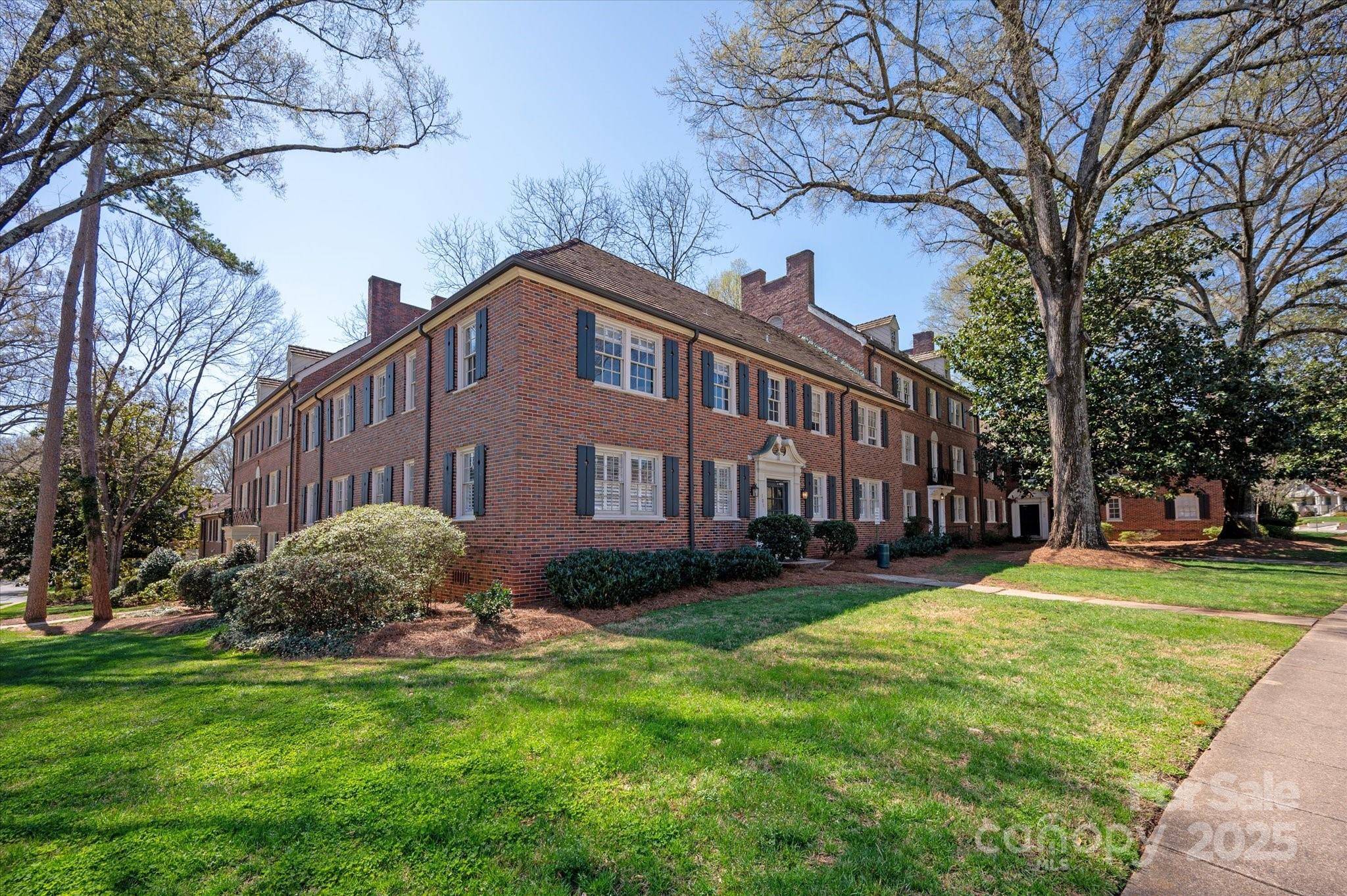 Charlotte, NC 28207,103 S Laurel AVE
